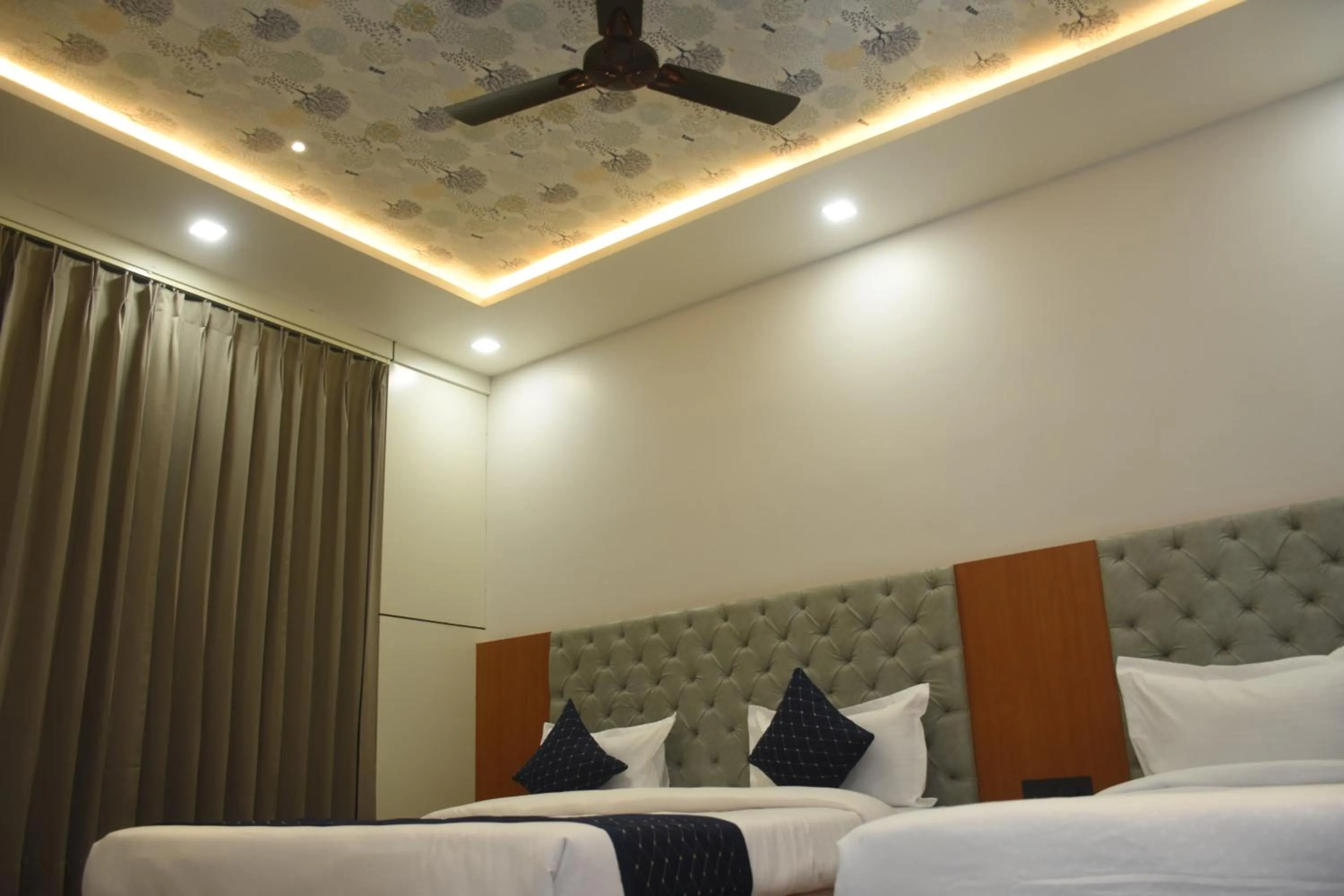 Bedroom, Bed in Hotel Pride Of Chittor