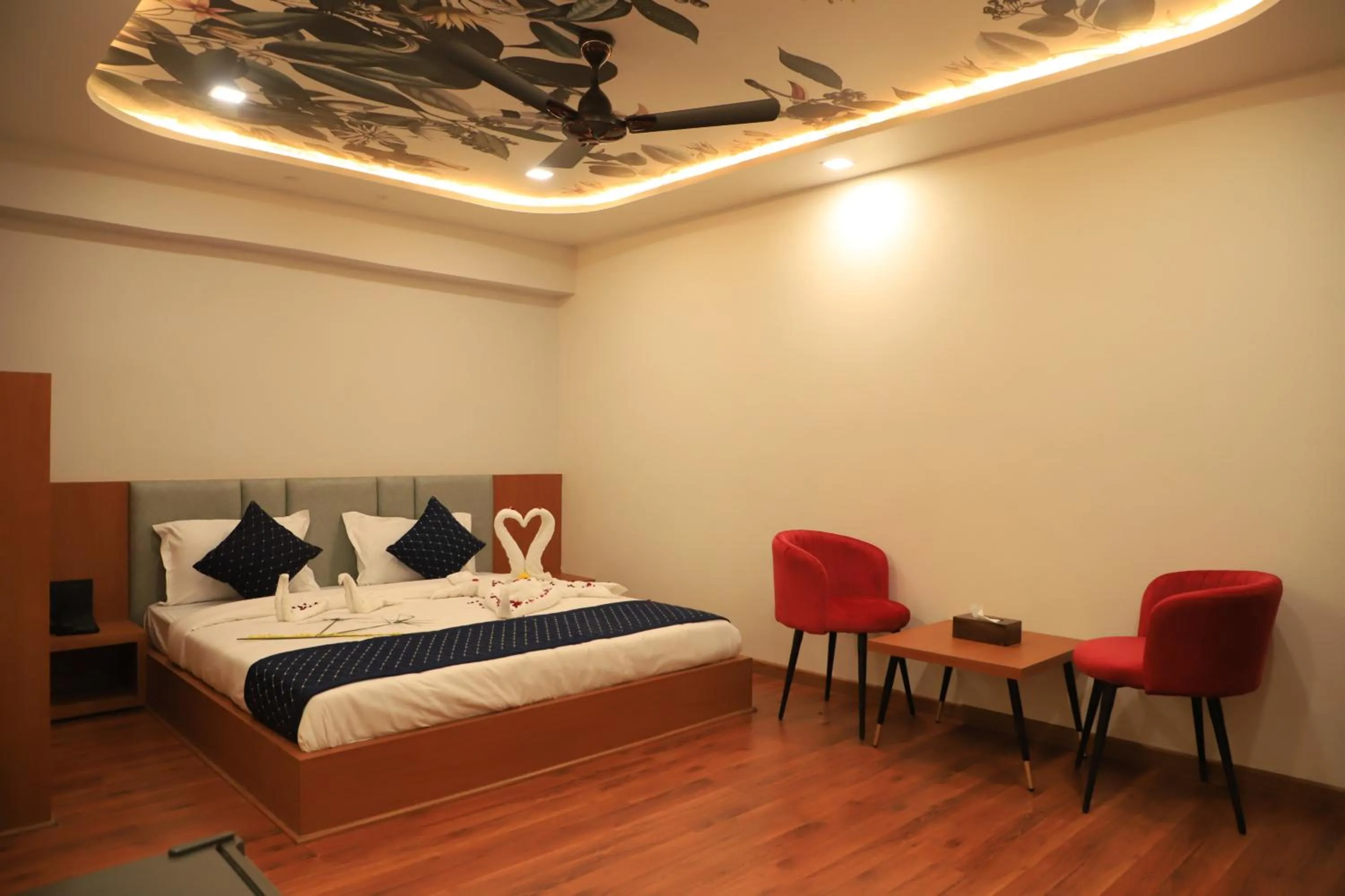 Photo of the whole room, Bed in Hotel Pride Of Chittor