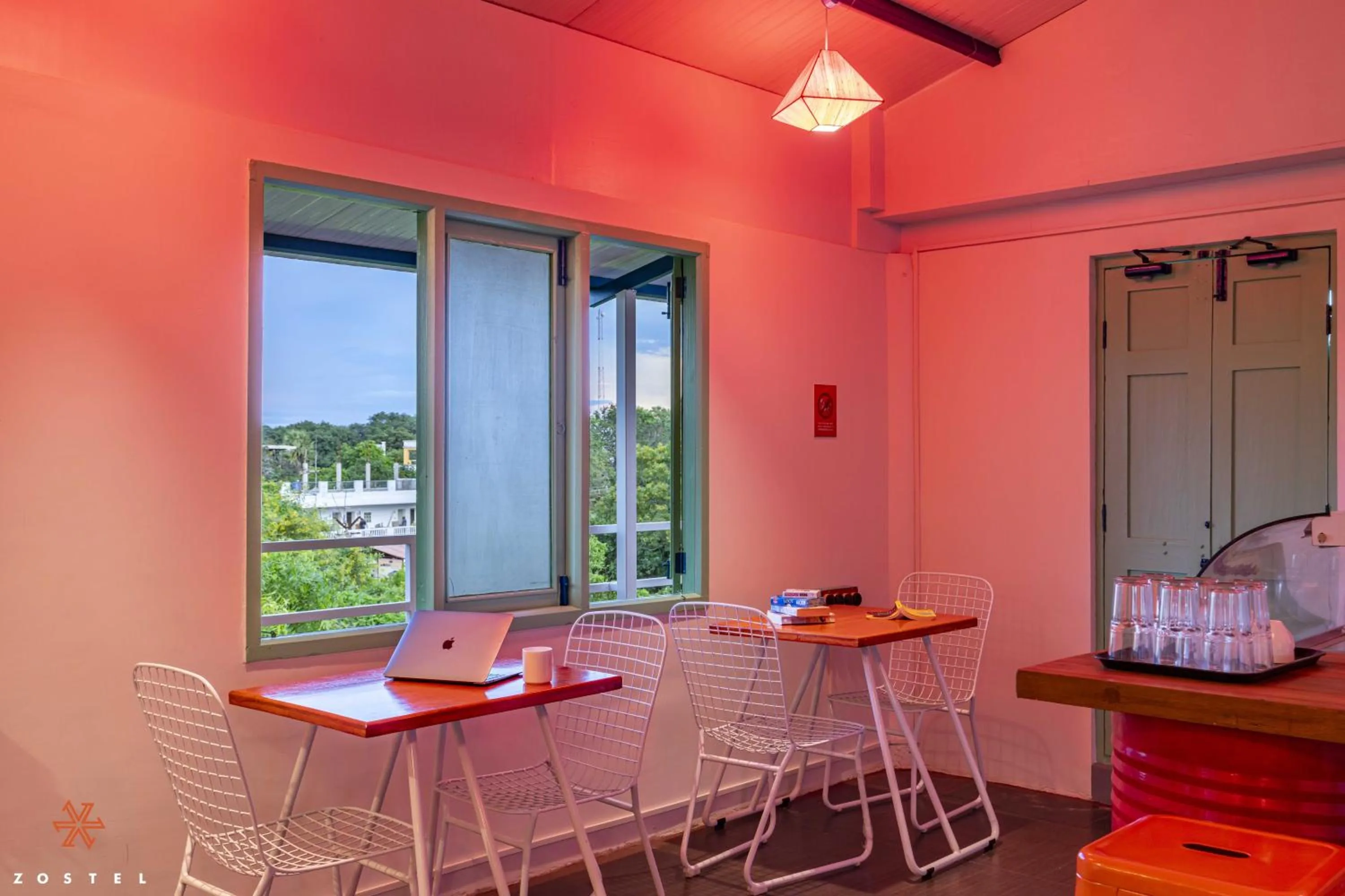 Living room in Zostel Pondicherry, Auroville Road