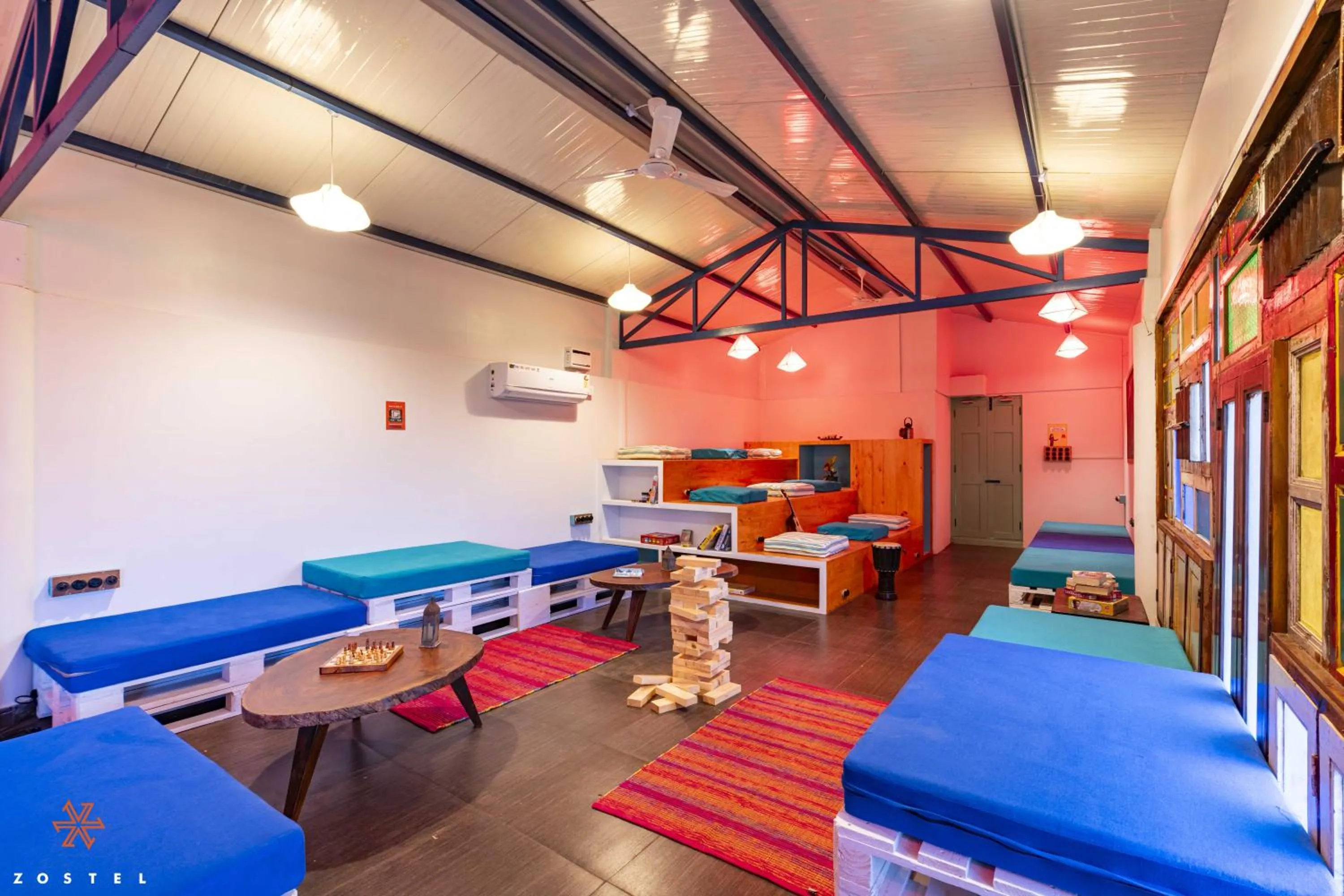 Bed in Zostel Pondicherry, Auroville Road