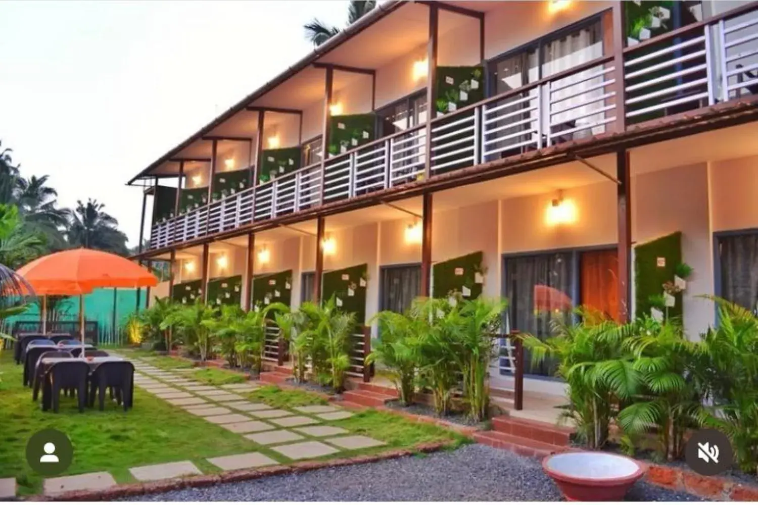 YogiTree Beach Resort & Cafe - 100m from Morjim Beach YogiTree Beach Resort & Cafe - 100m from Morjim Beach