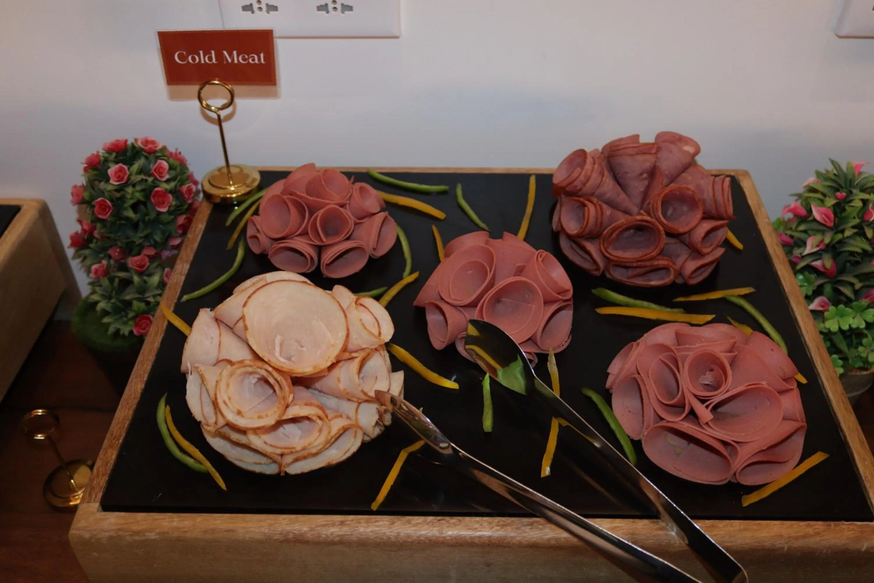 Buffet breakfast in Valley Resort