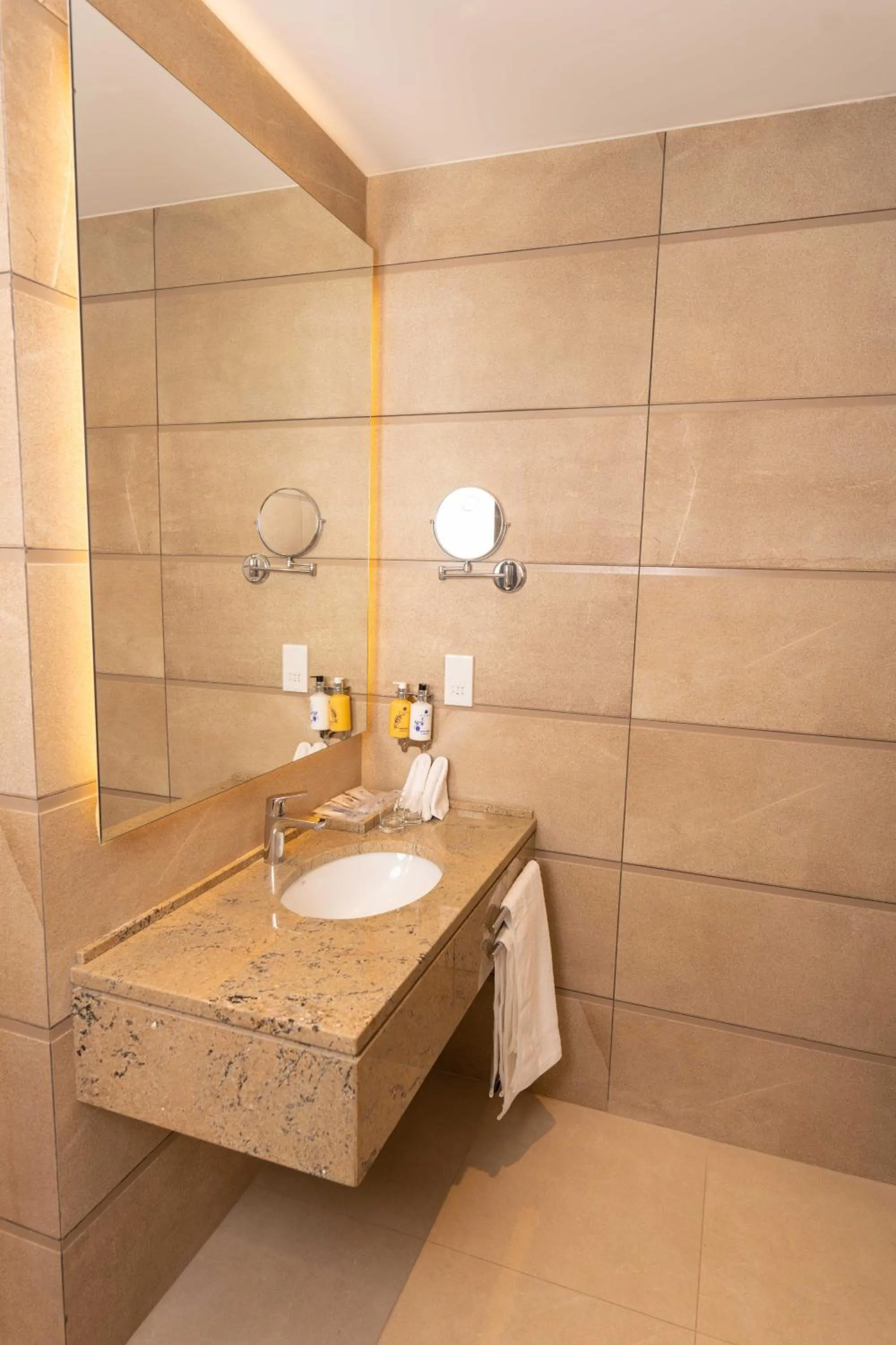 Bathroom in Valley Resort