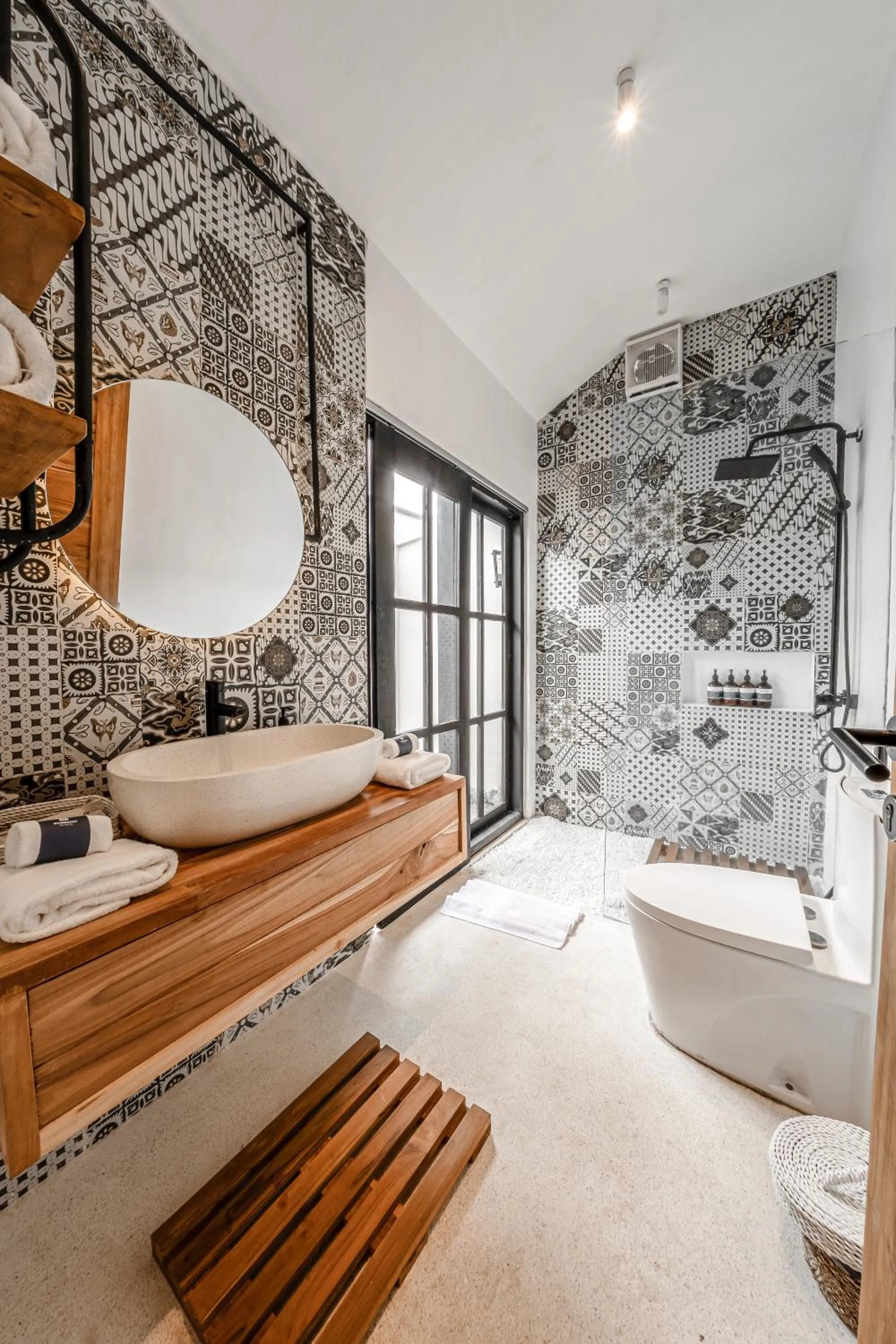 Shower in Sarang Apartments by EVDEkimi - Rice field escape with Yoga lounge, Lush garden - Long stay extras