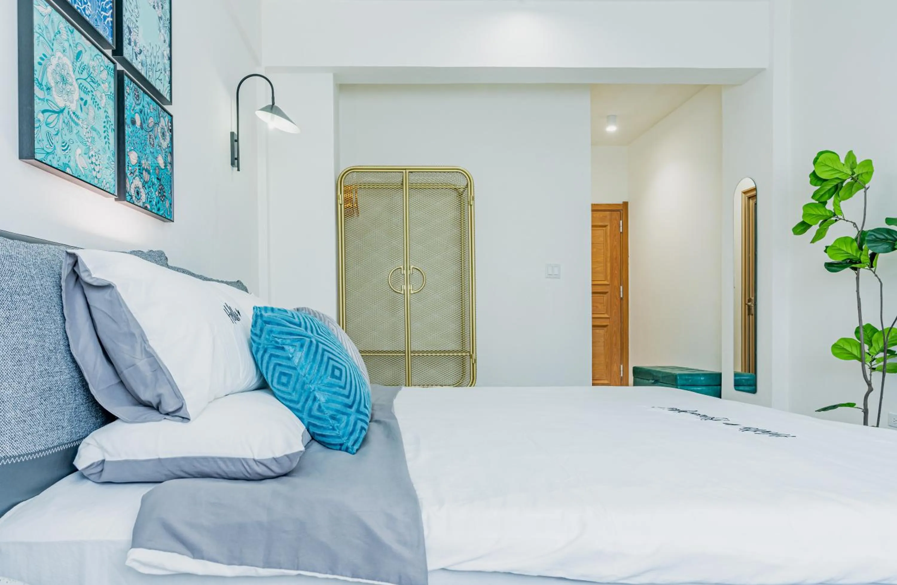 Bed in Seabreaze Garden