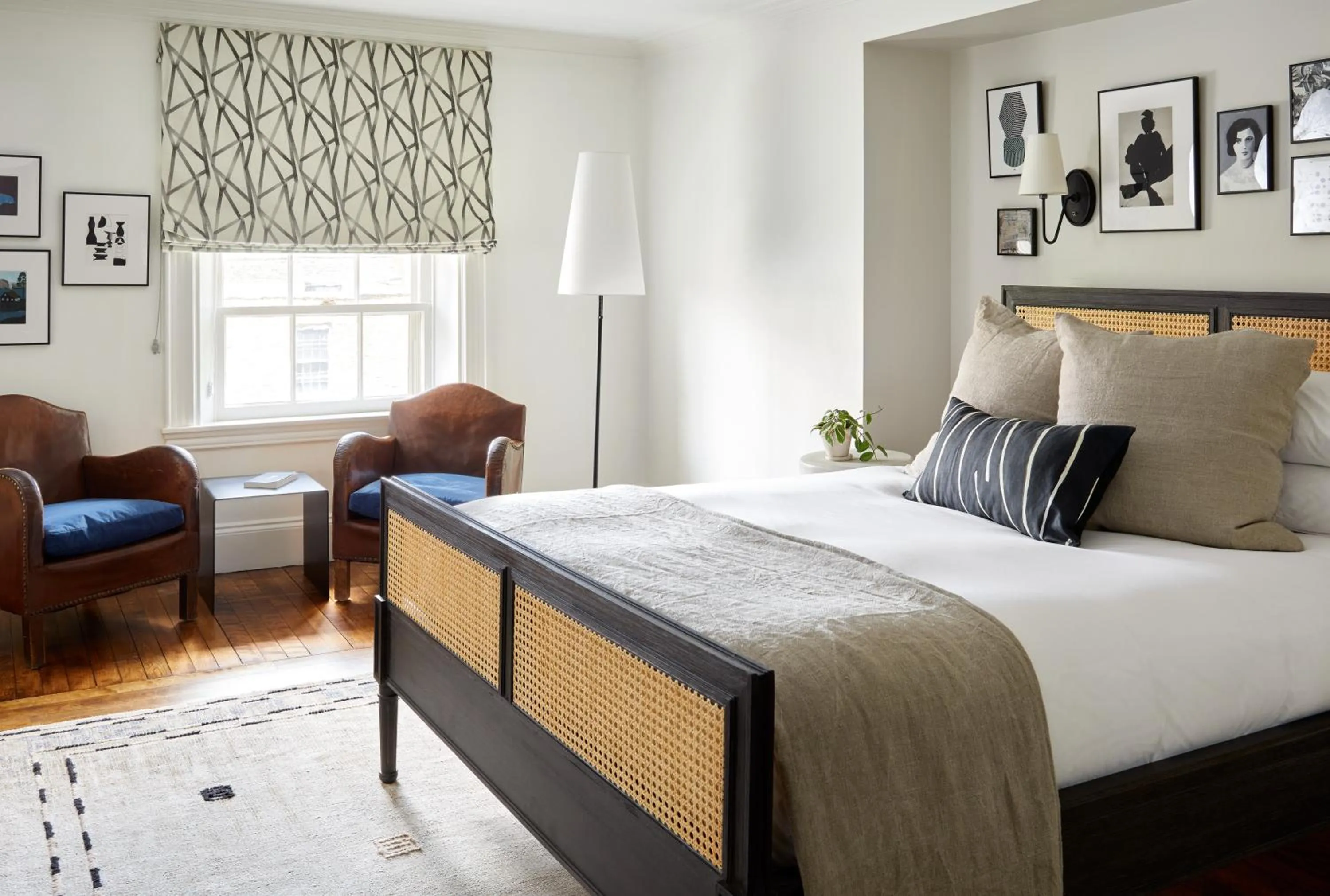 Bedroom, Bed in Blind Tiger Portland - Danforth Street Guest House