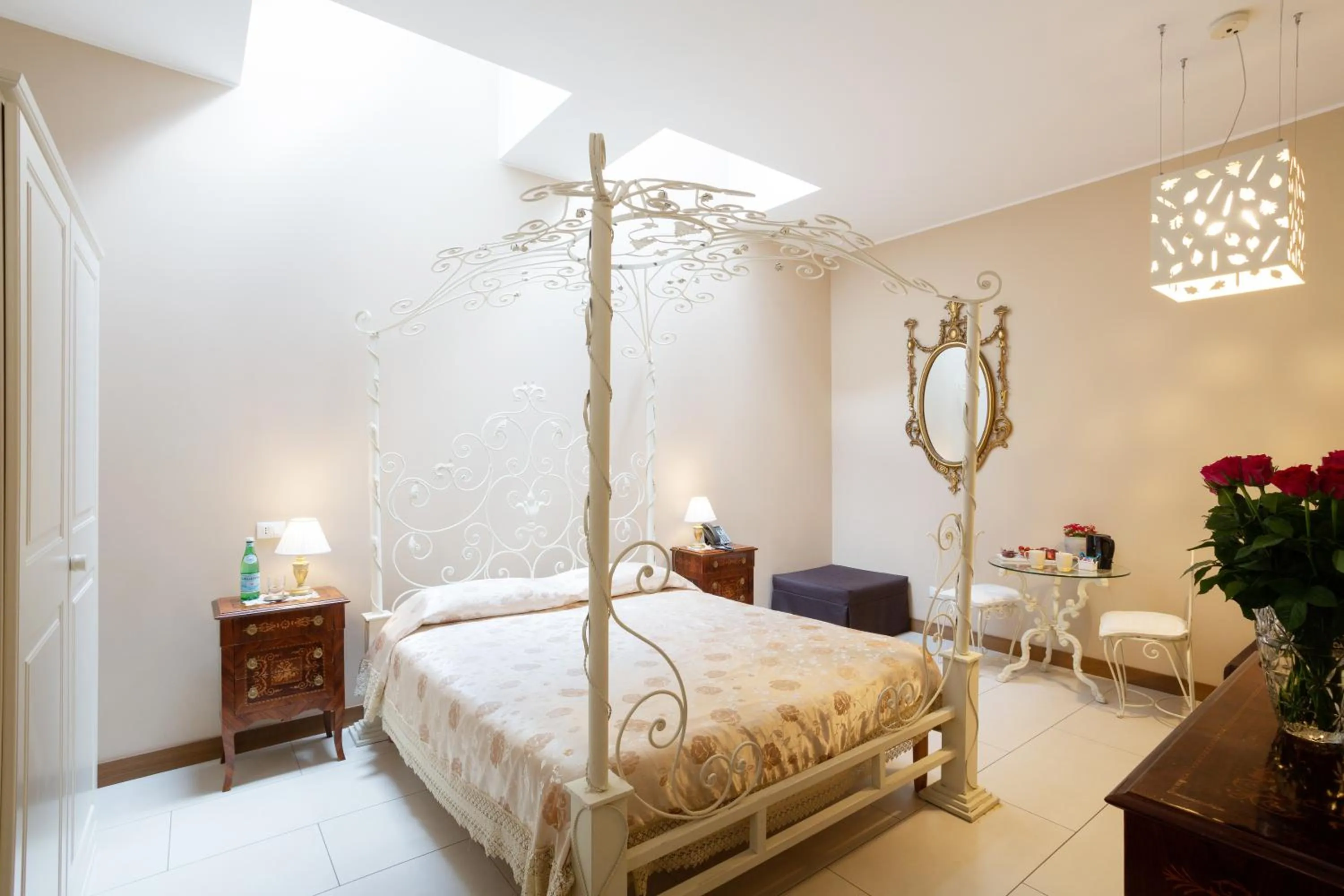 Bedroom, Bed in La Castellana Loft Hotel