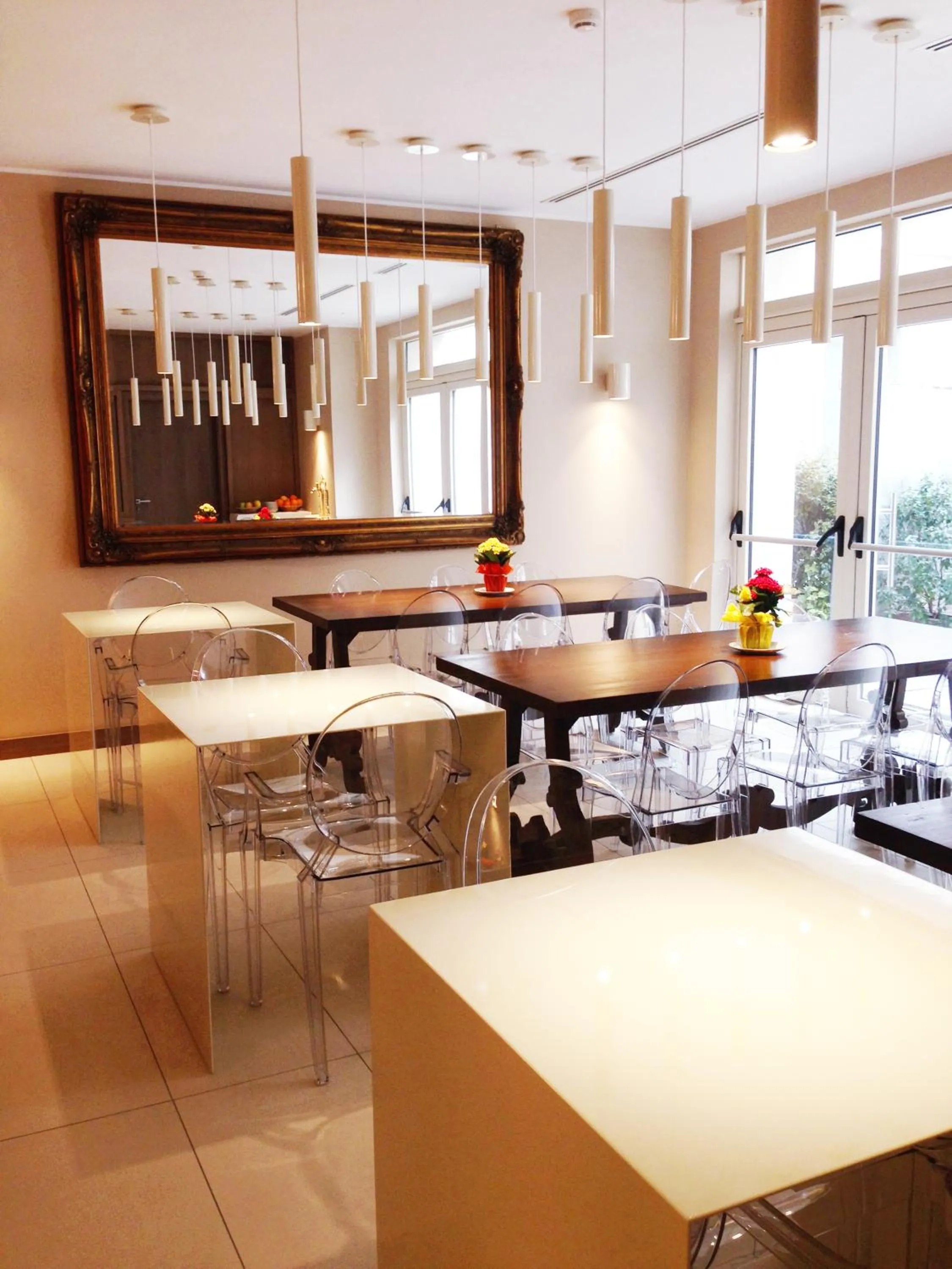 Day in La Castellana Loft Hotel