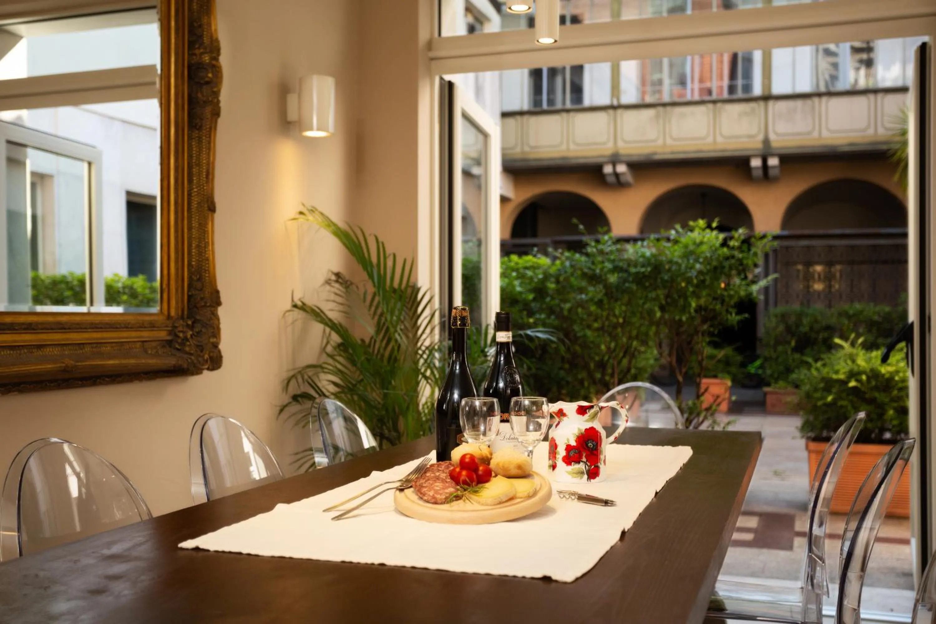 Garden in La Castellana Loft Hotel