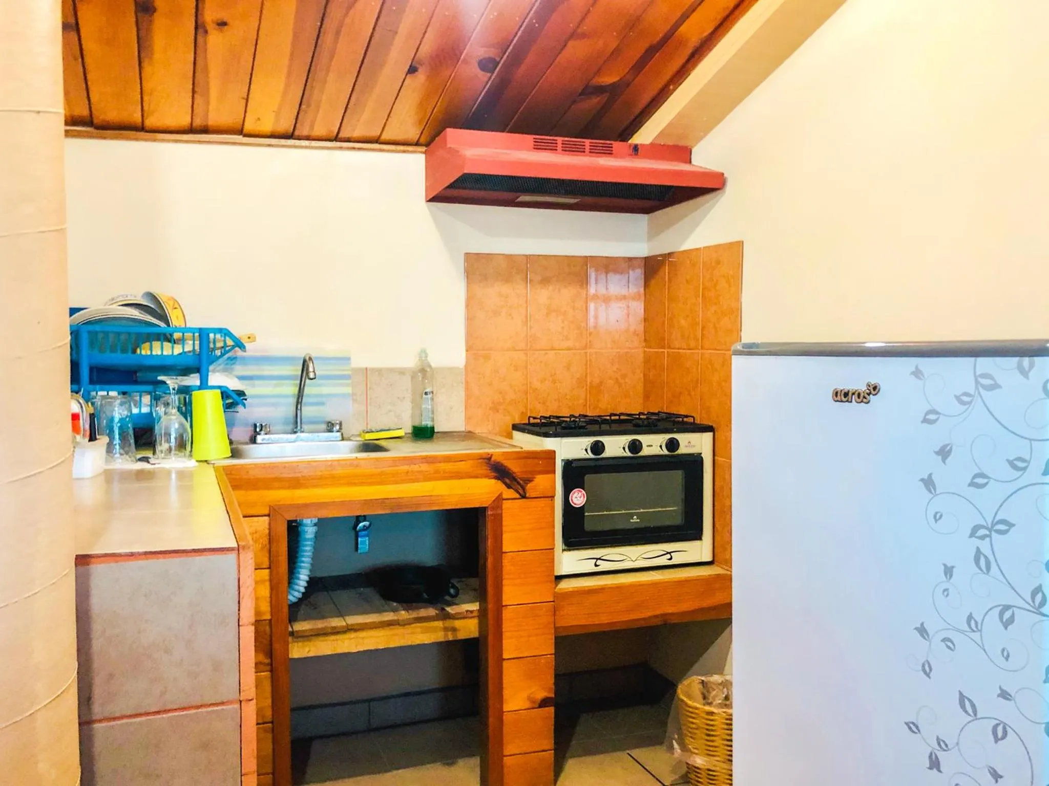 kitchen in Hotel Paraíso del Pescador by Rotamundos