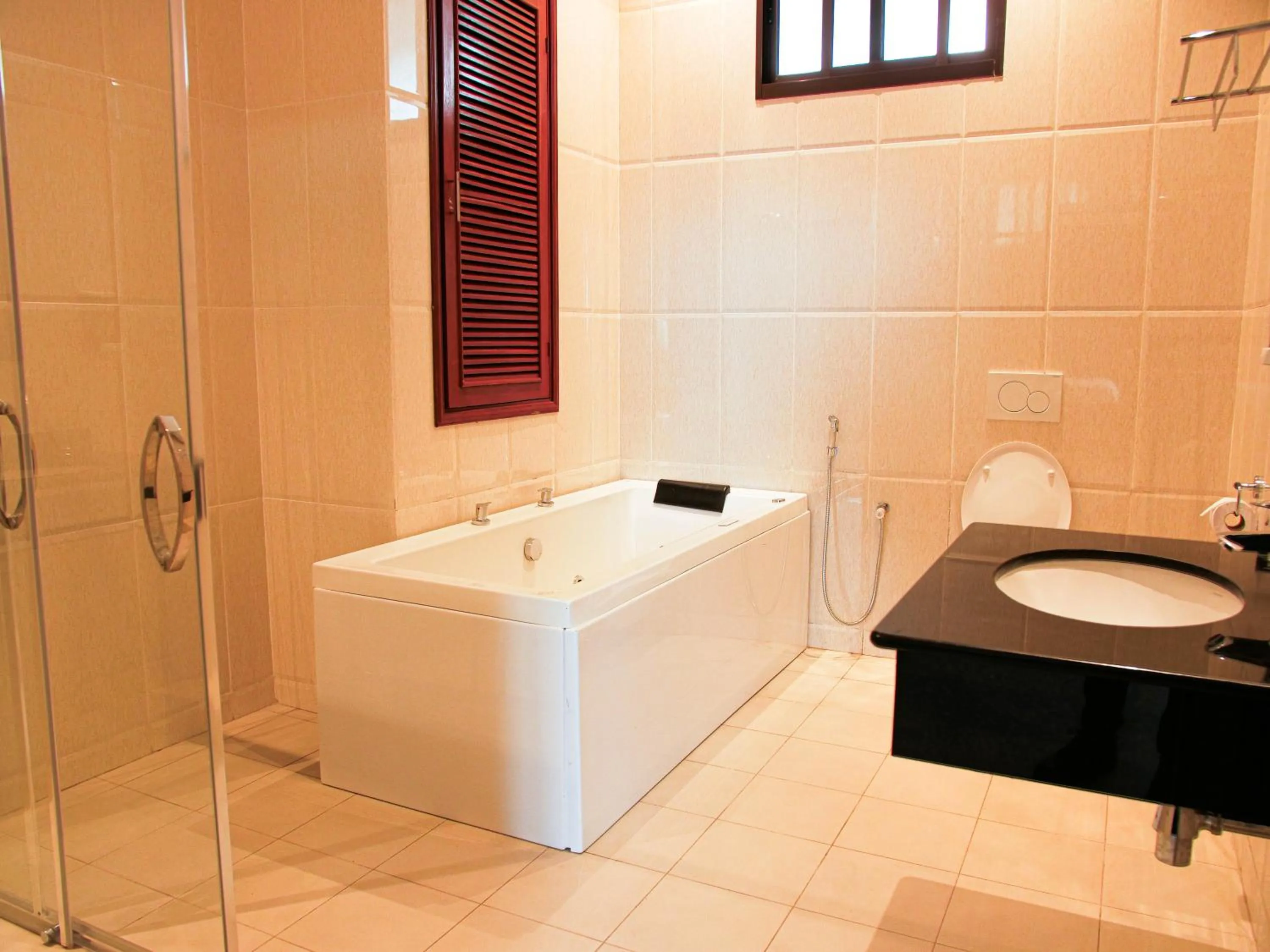 Toilet in Sanna Boutique Hotel