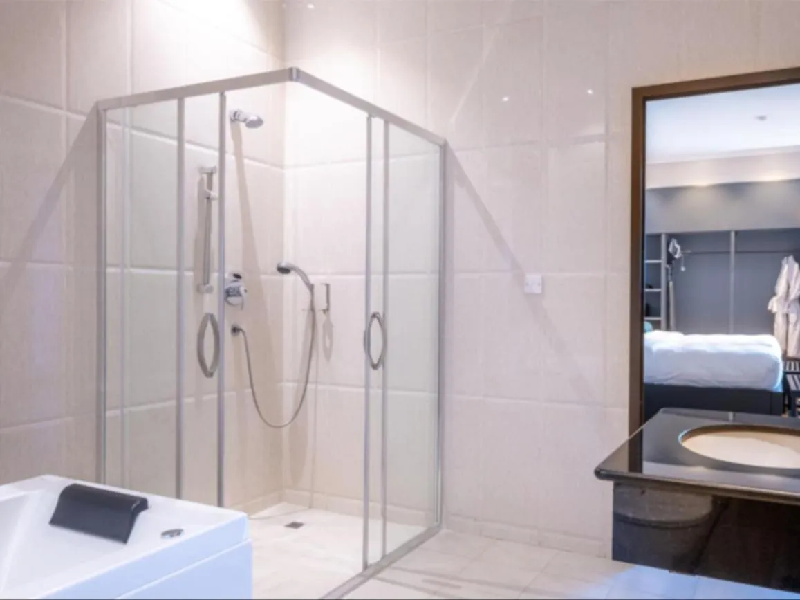 Bathroom, Bed in Sanna Boutique Hotel