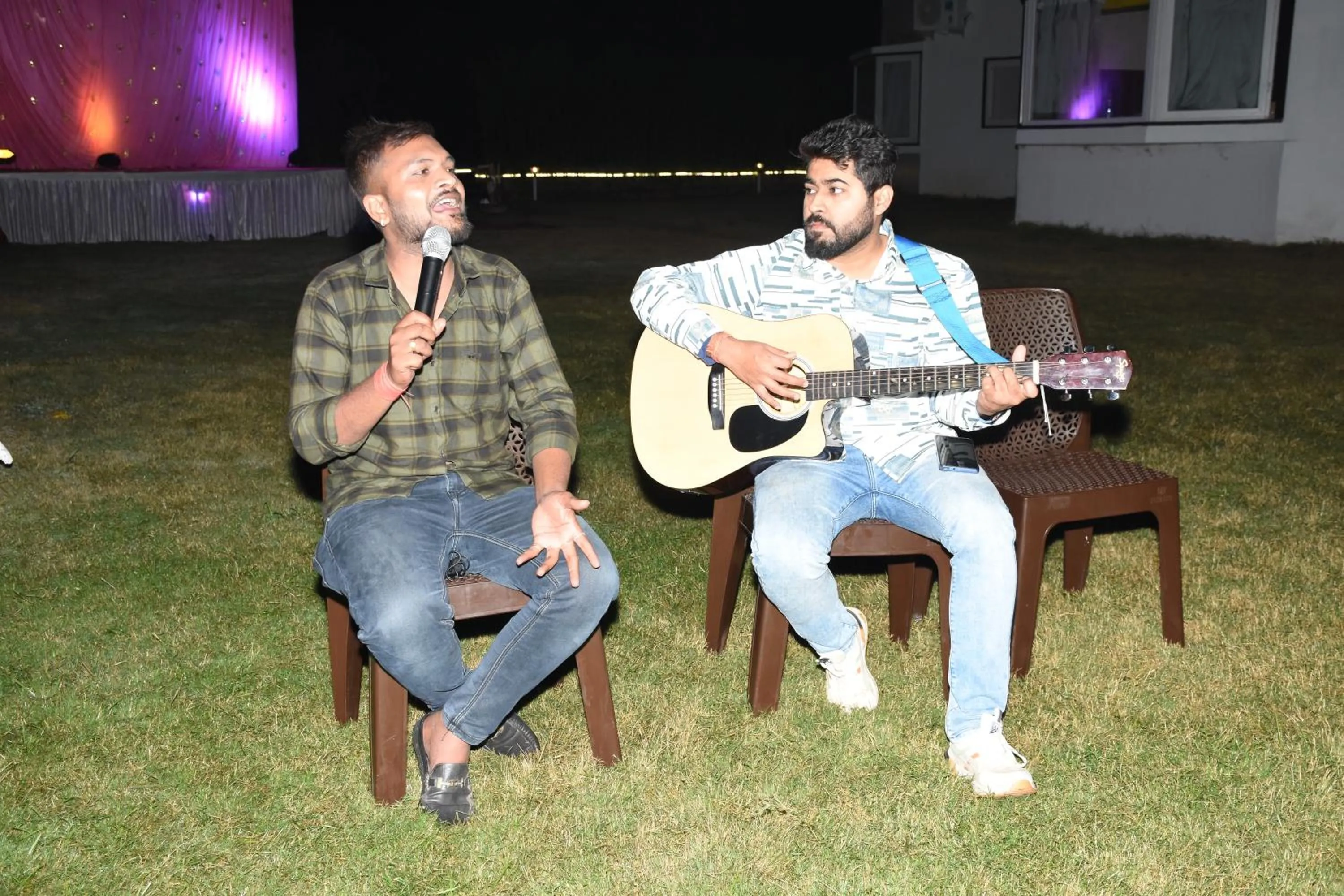 Nightclub / DJ in Olive