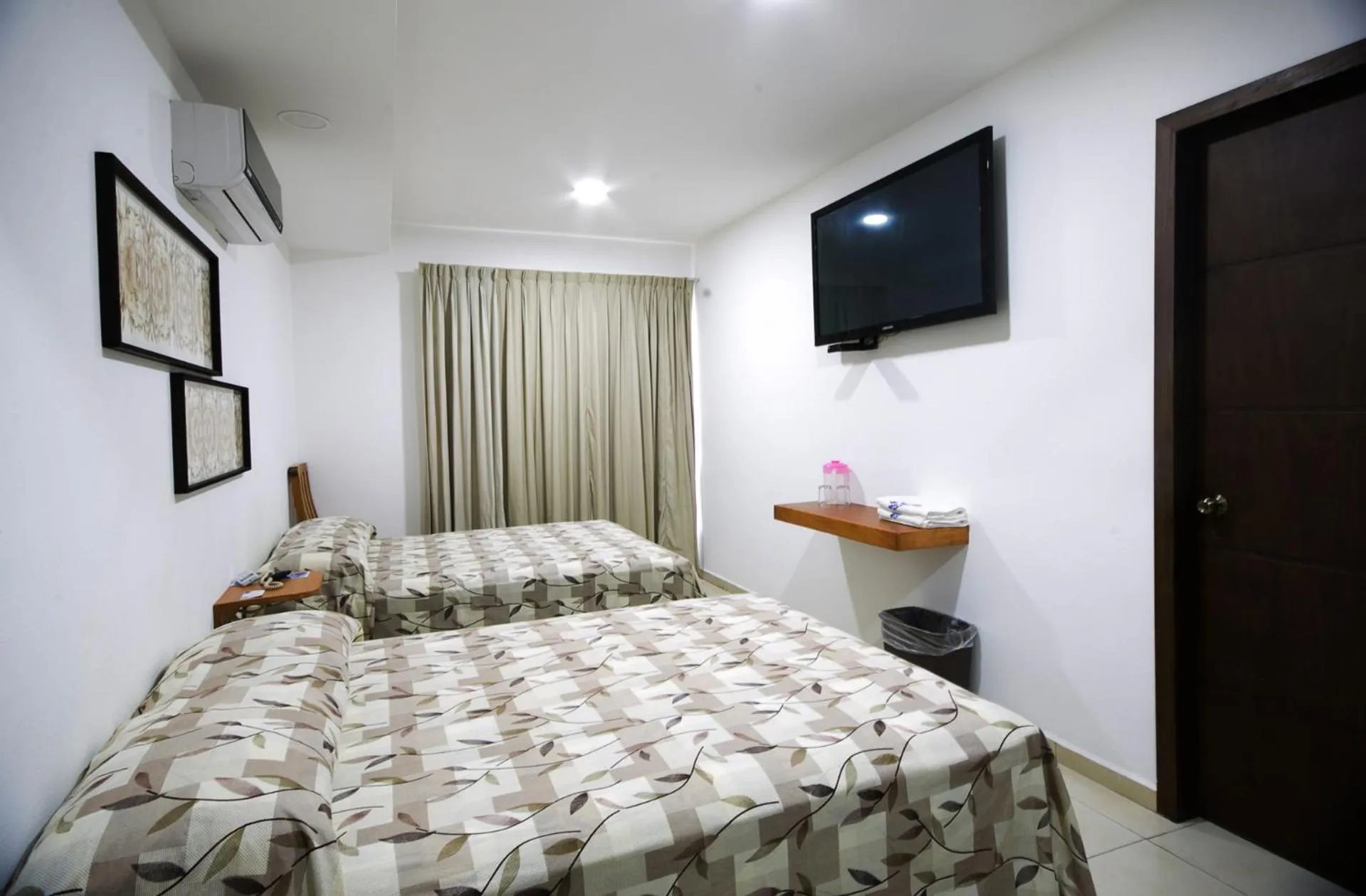 Bed in Hotel Real del Mar