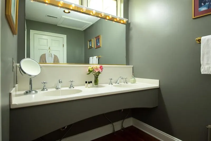 Ashby Inn & Restaurant