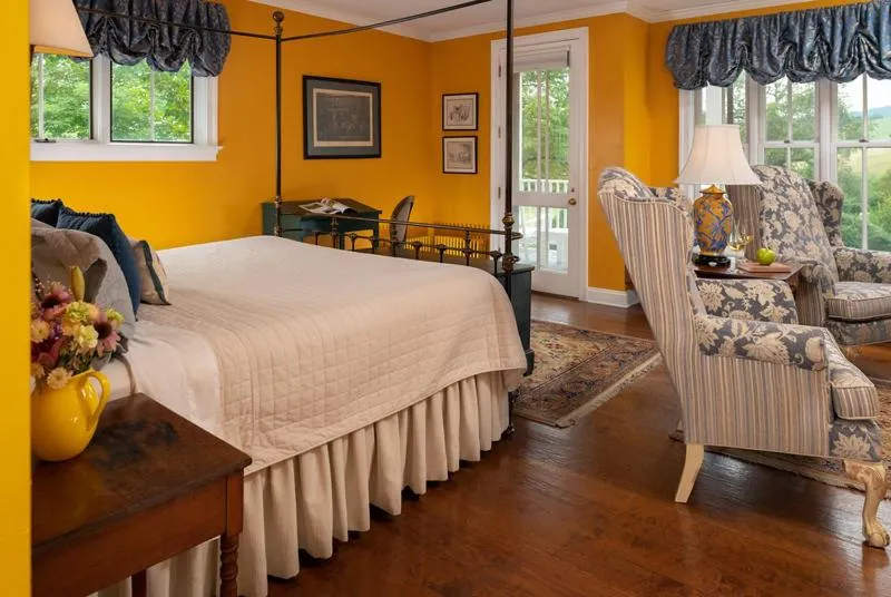 Bed in Ashby Inn & Restaurant