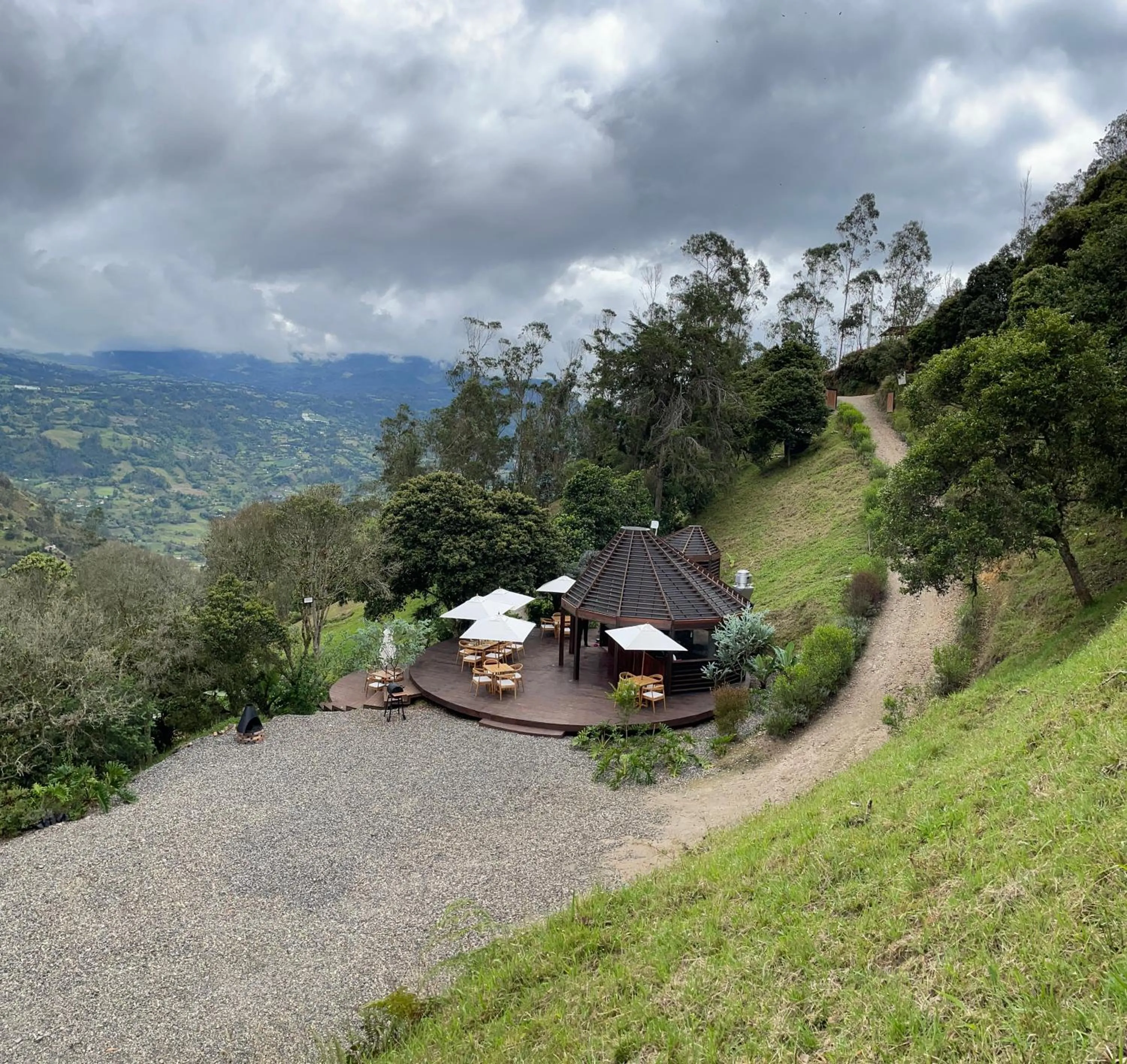 Restaurant/places to eat in TsiaBie Hotel