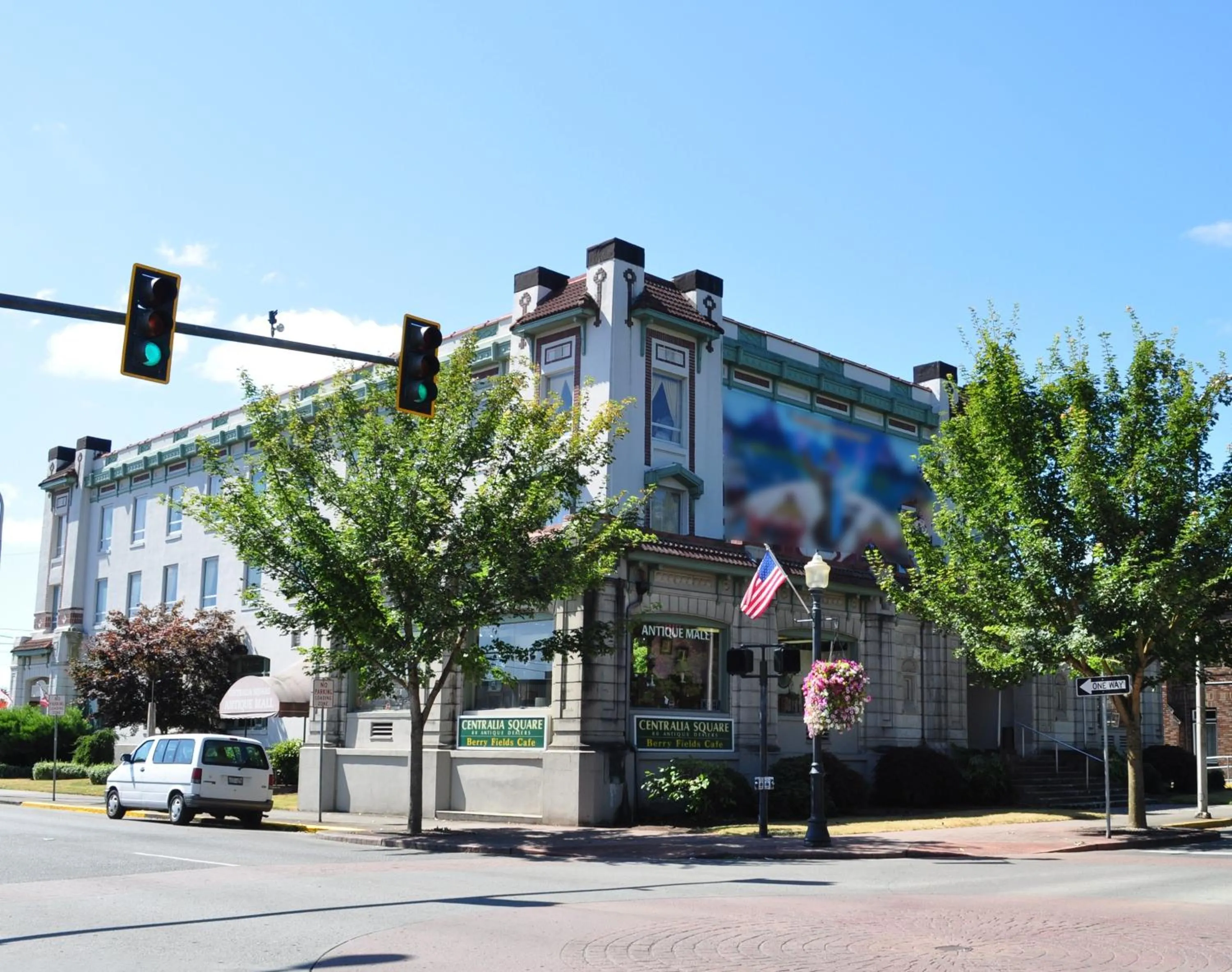 Facade/entrance in Centralia Square Grand Ballroom and Vintage Hotel
