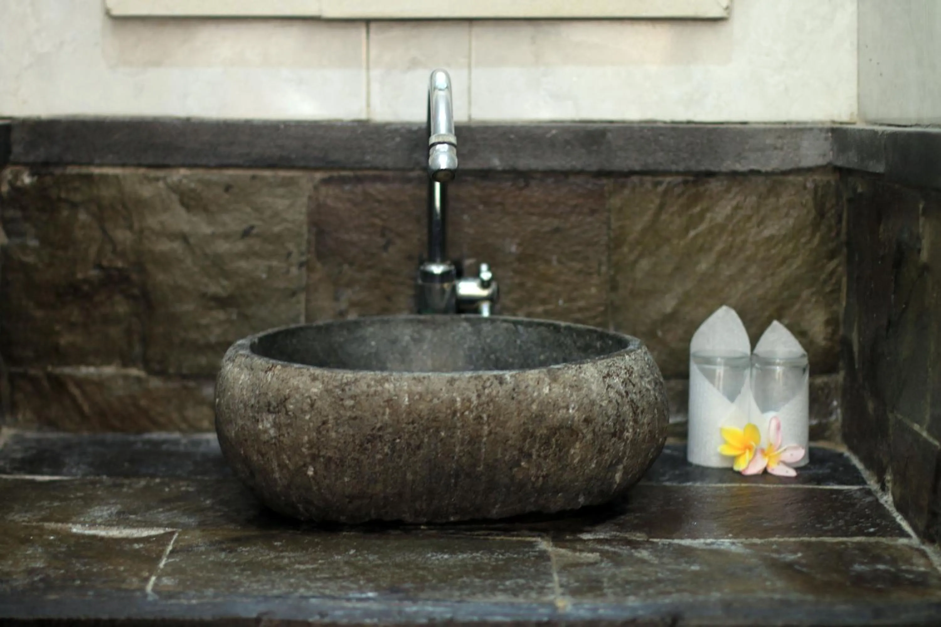 Photo of the whole room in Alam Terrace Cottages