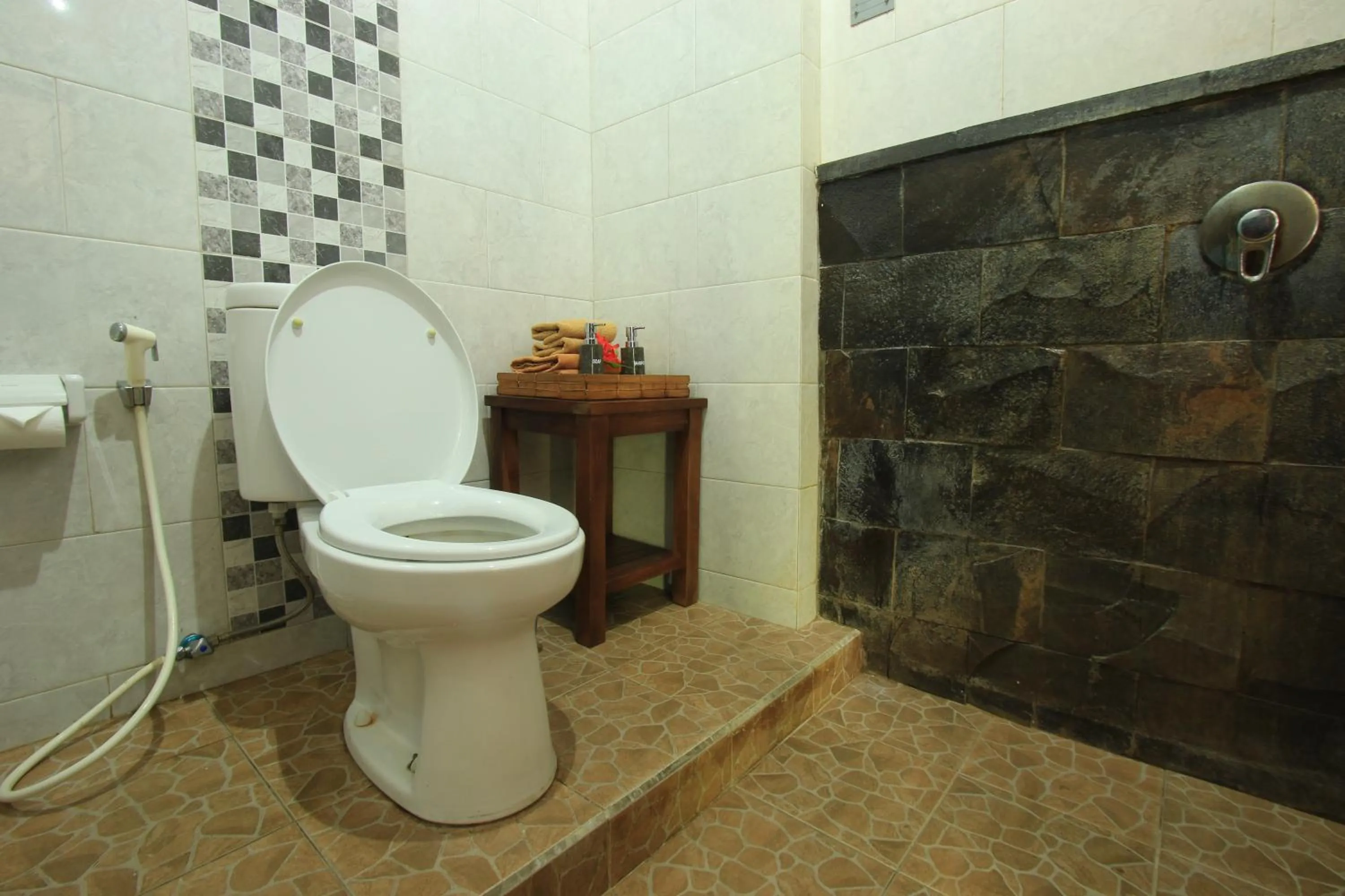 Bathroom in Alam Terrace Cottages