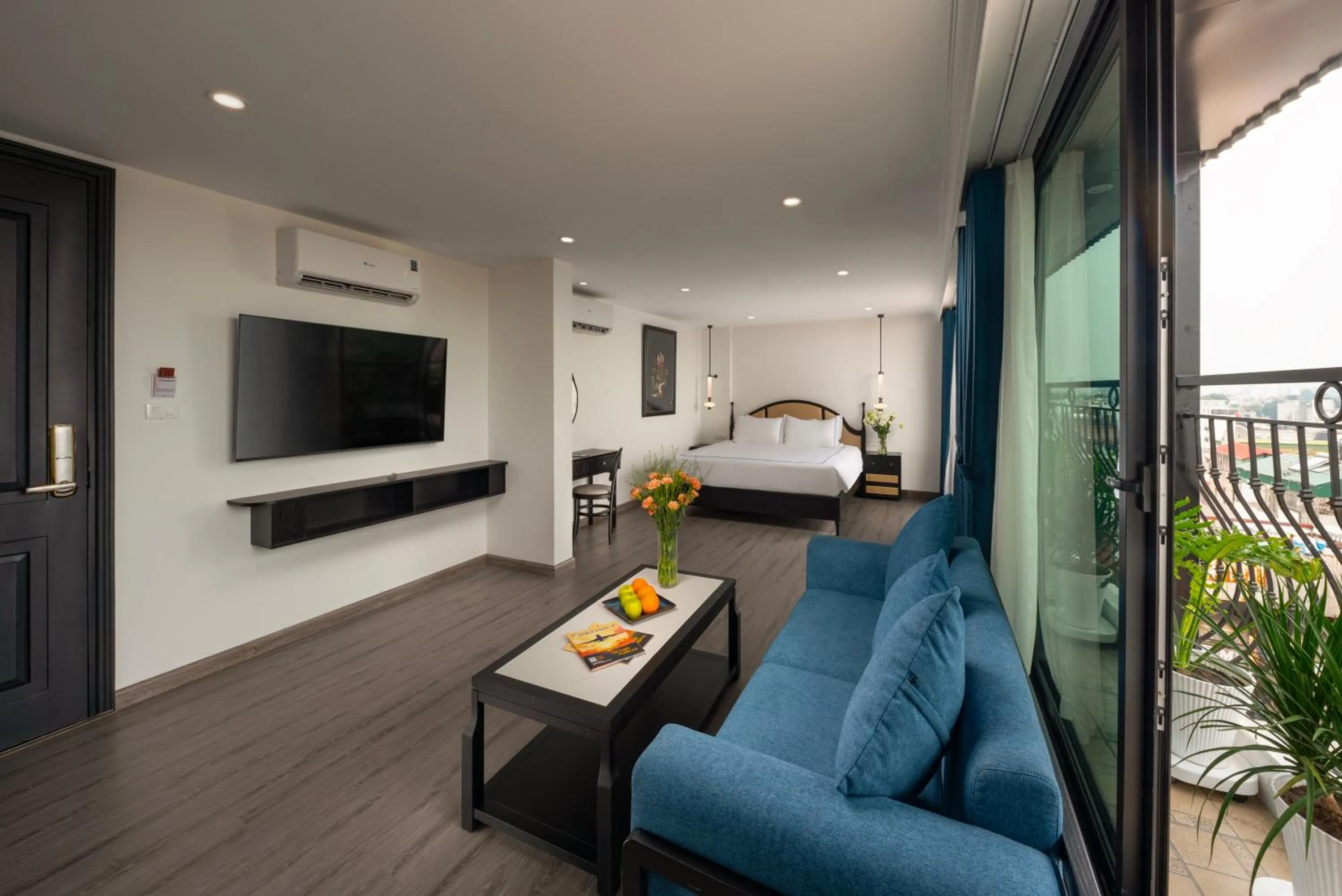 Bed in SQ Hang Gai Hotel & Spa