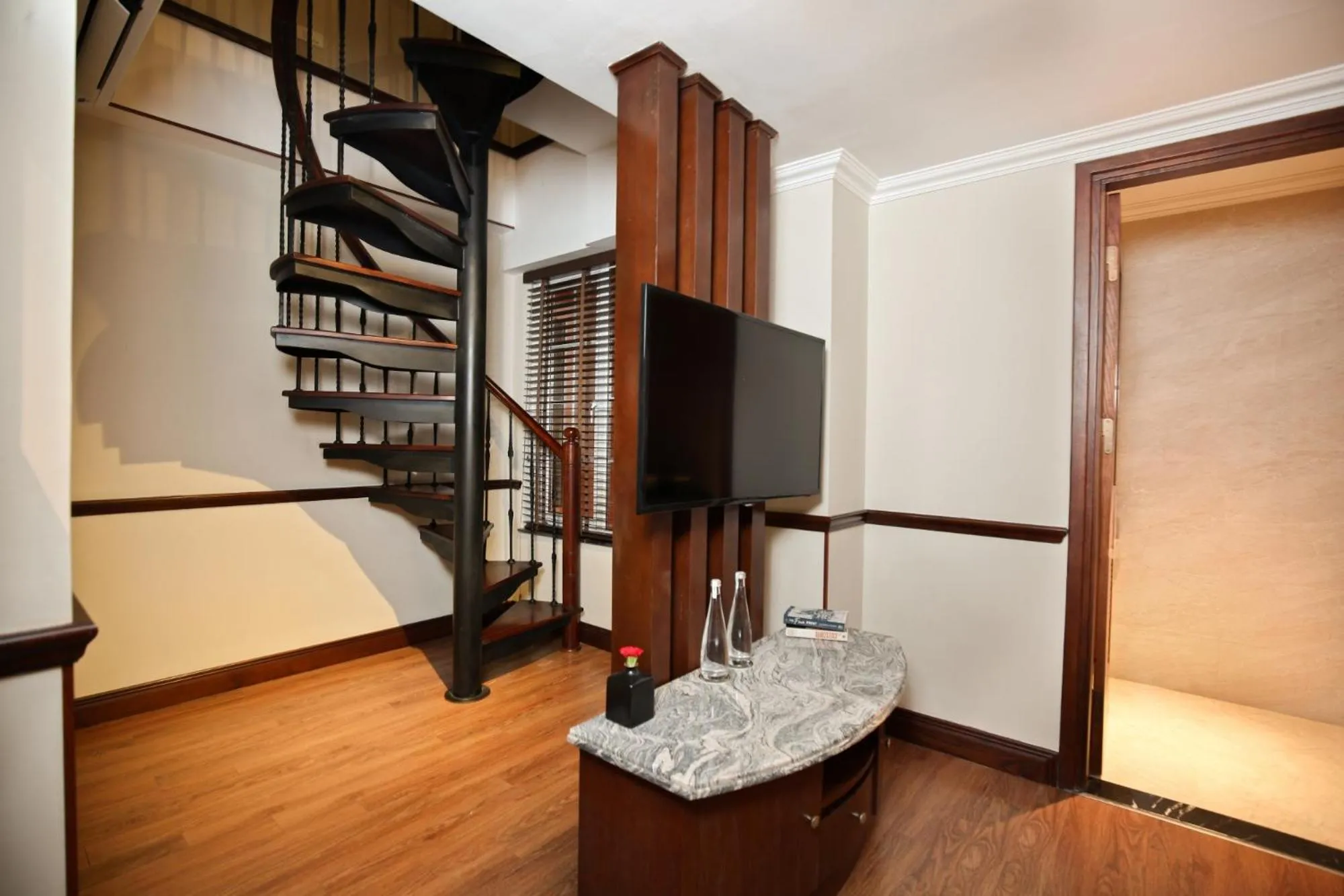 Library in La Siesta Classic Ma May