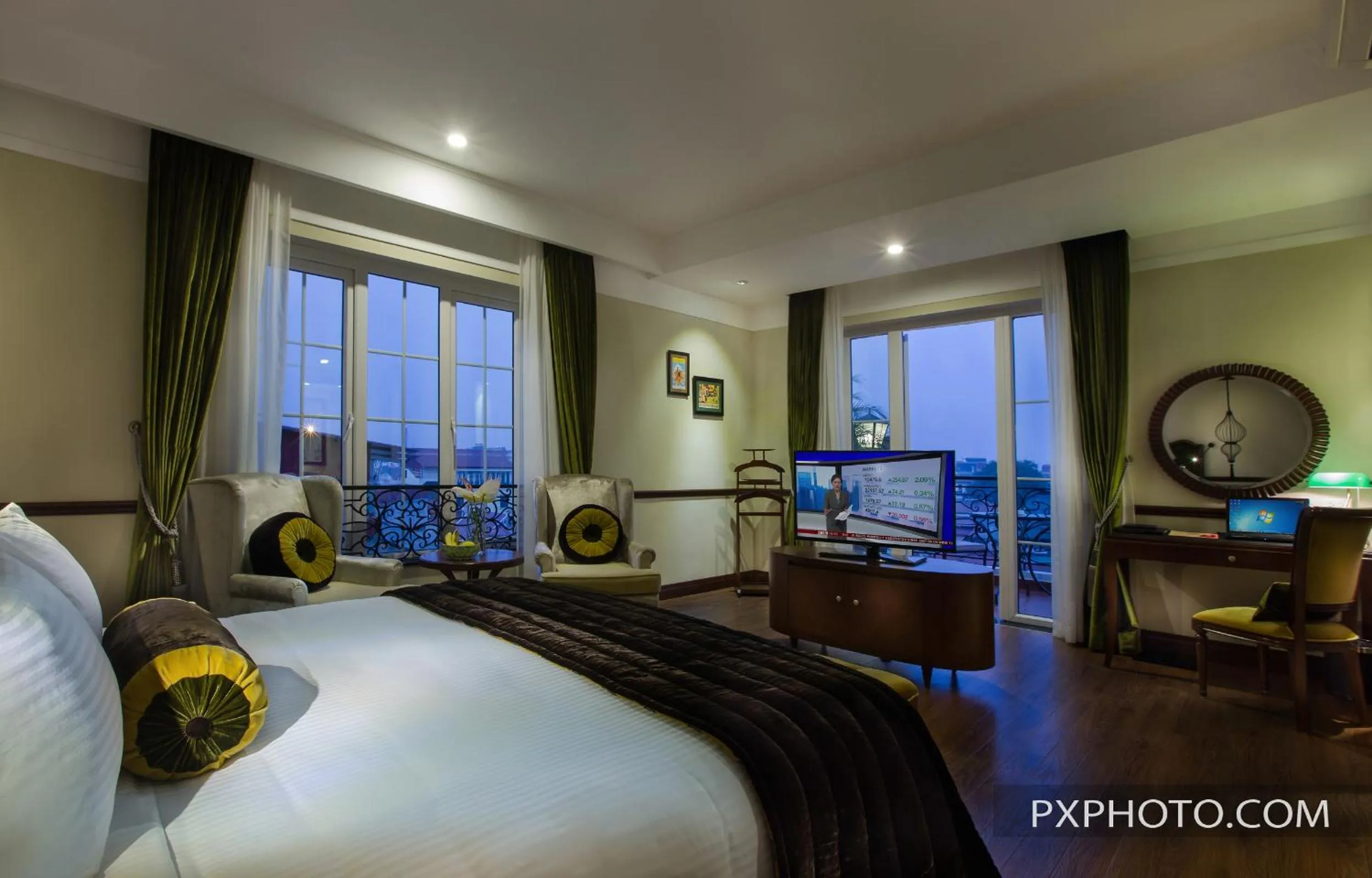 Bedroom, Bed in La Siesta Classic Ma May