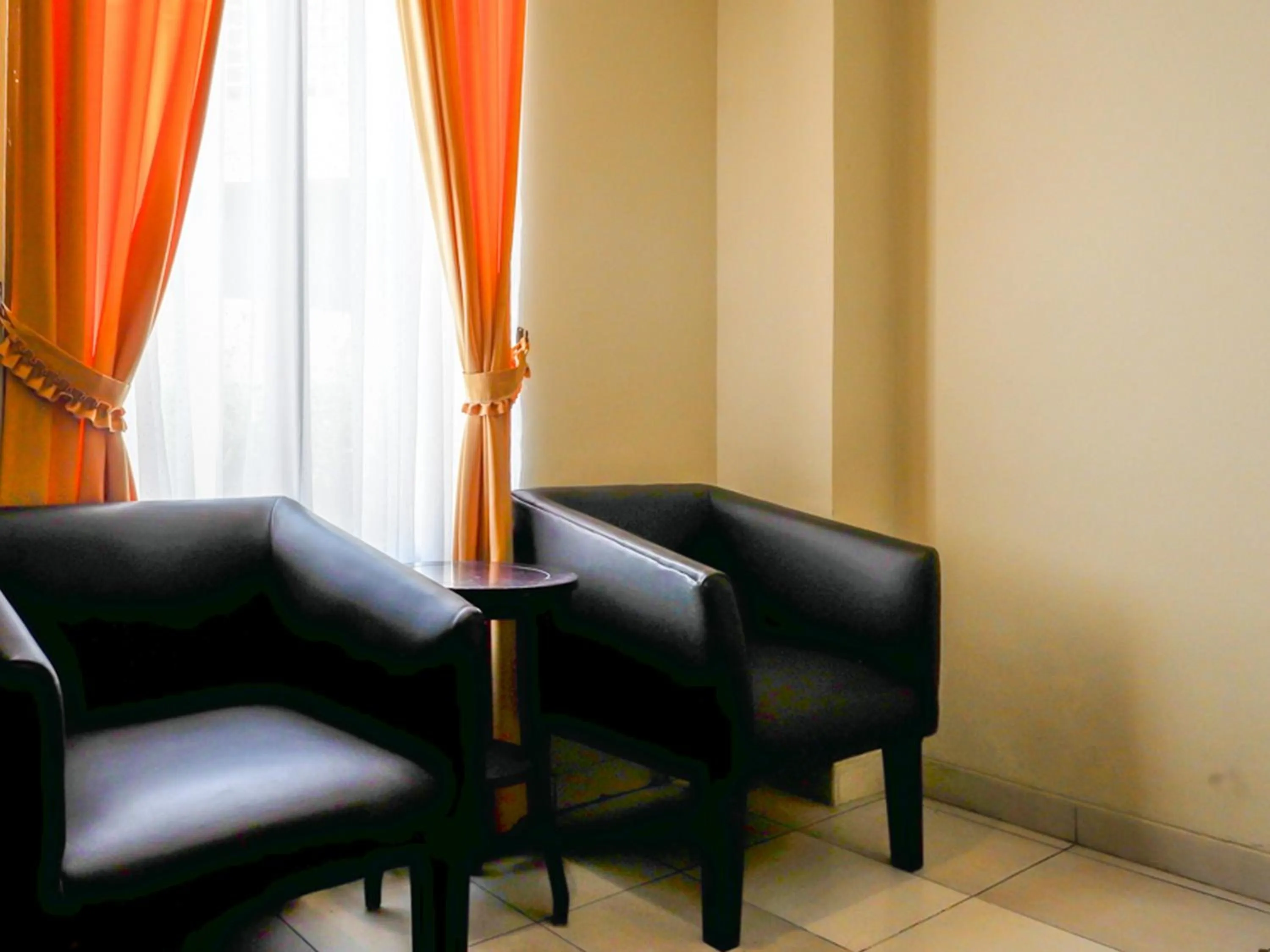 RedDoorz At Jalan Sriwijaya Semarang