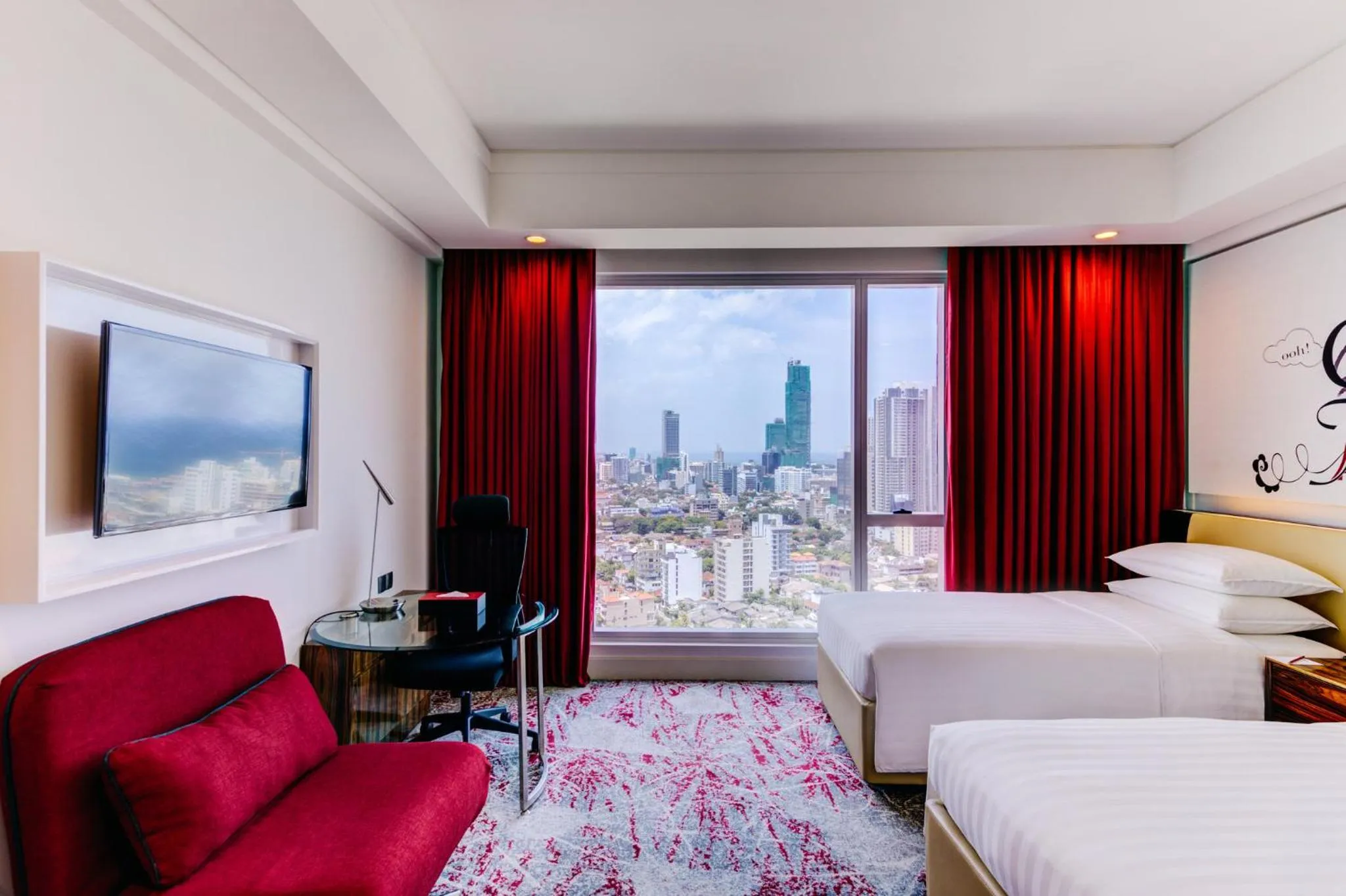 Bedroom, Bed in Cinnamon Red Colombo