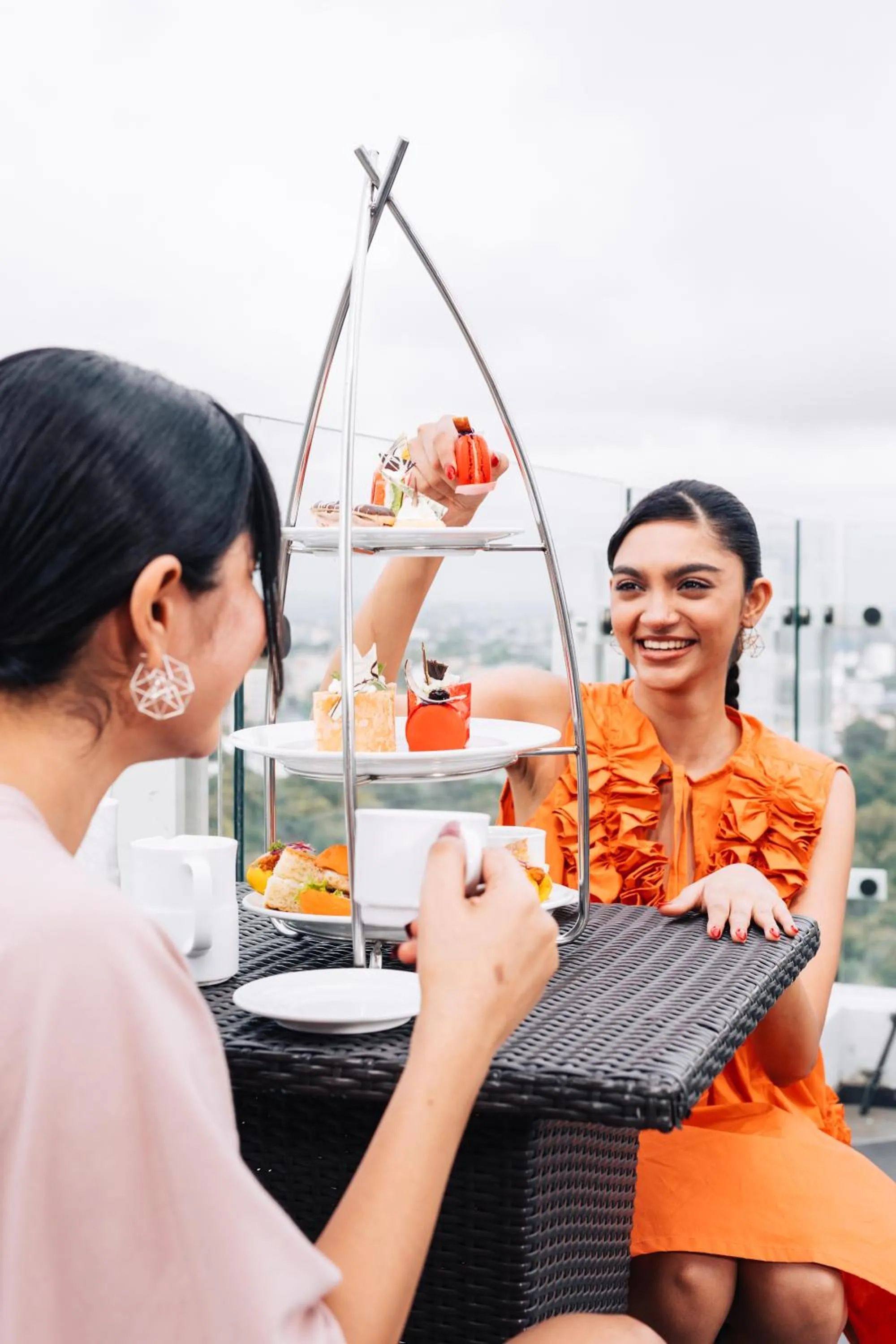 Restaurant/places to eat in Cinnamon Red Colombo