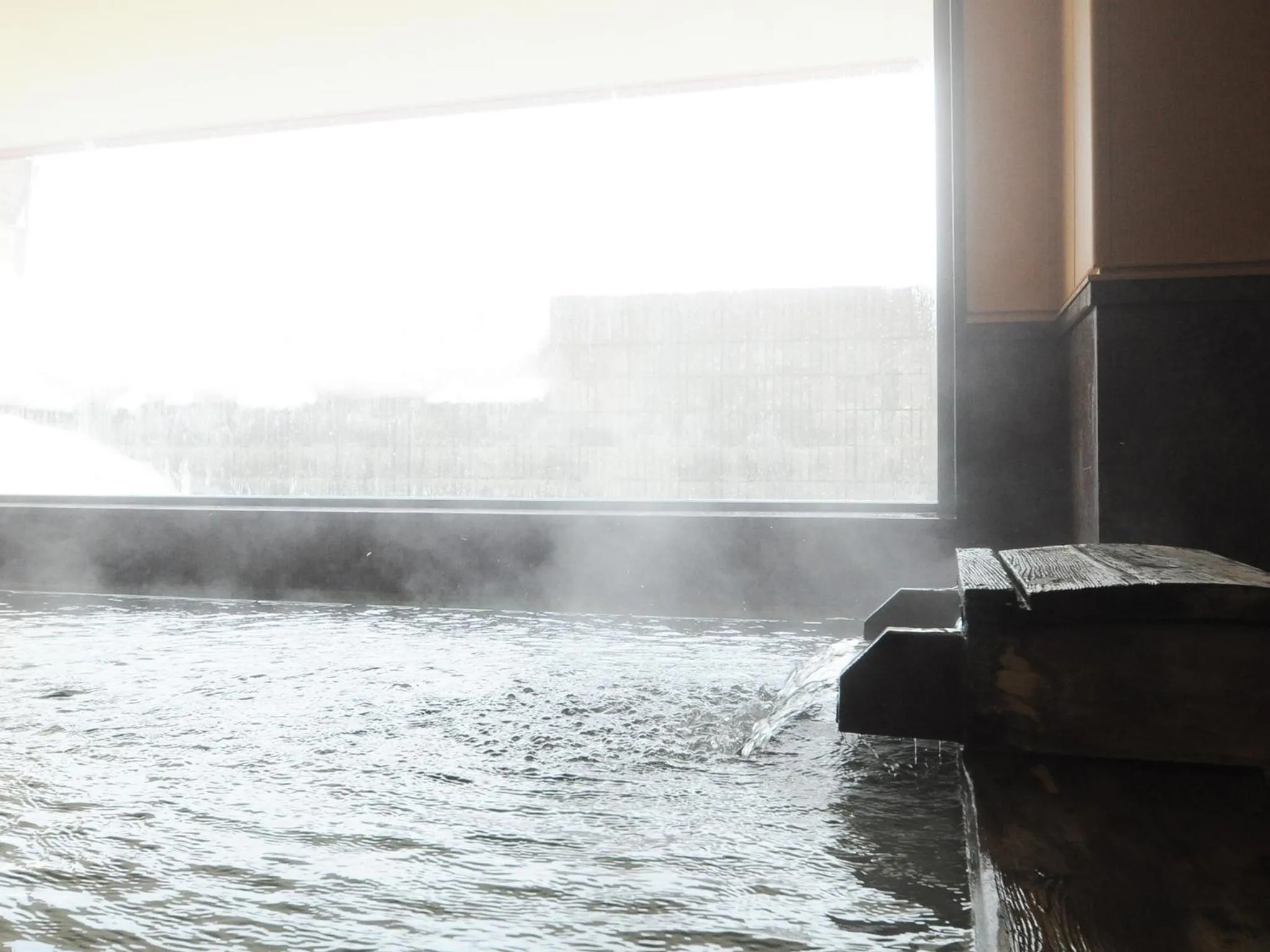 Hot Tub in Niseko Park Hotel