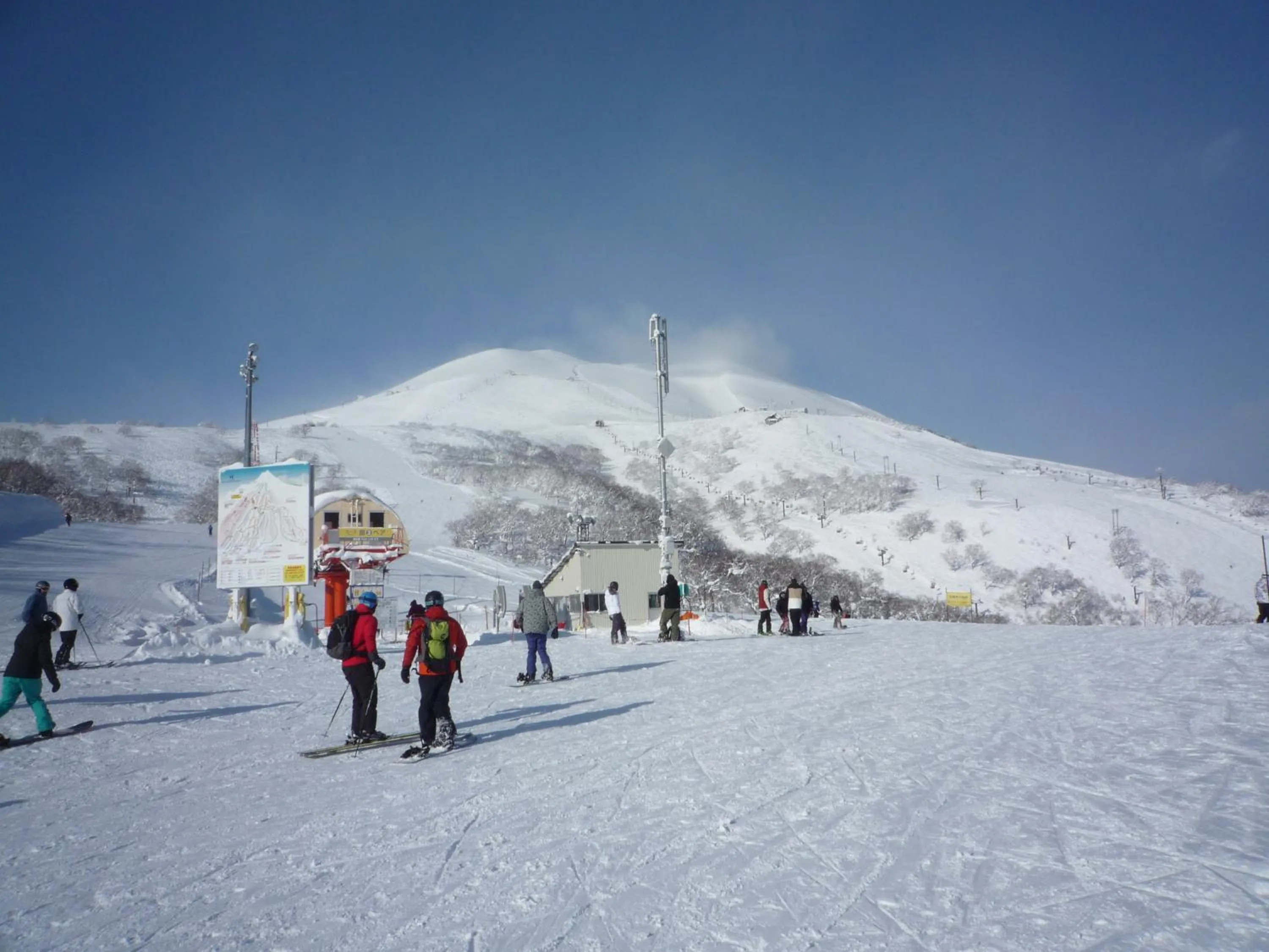 Skiing in Niseko Park Hotel