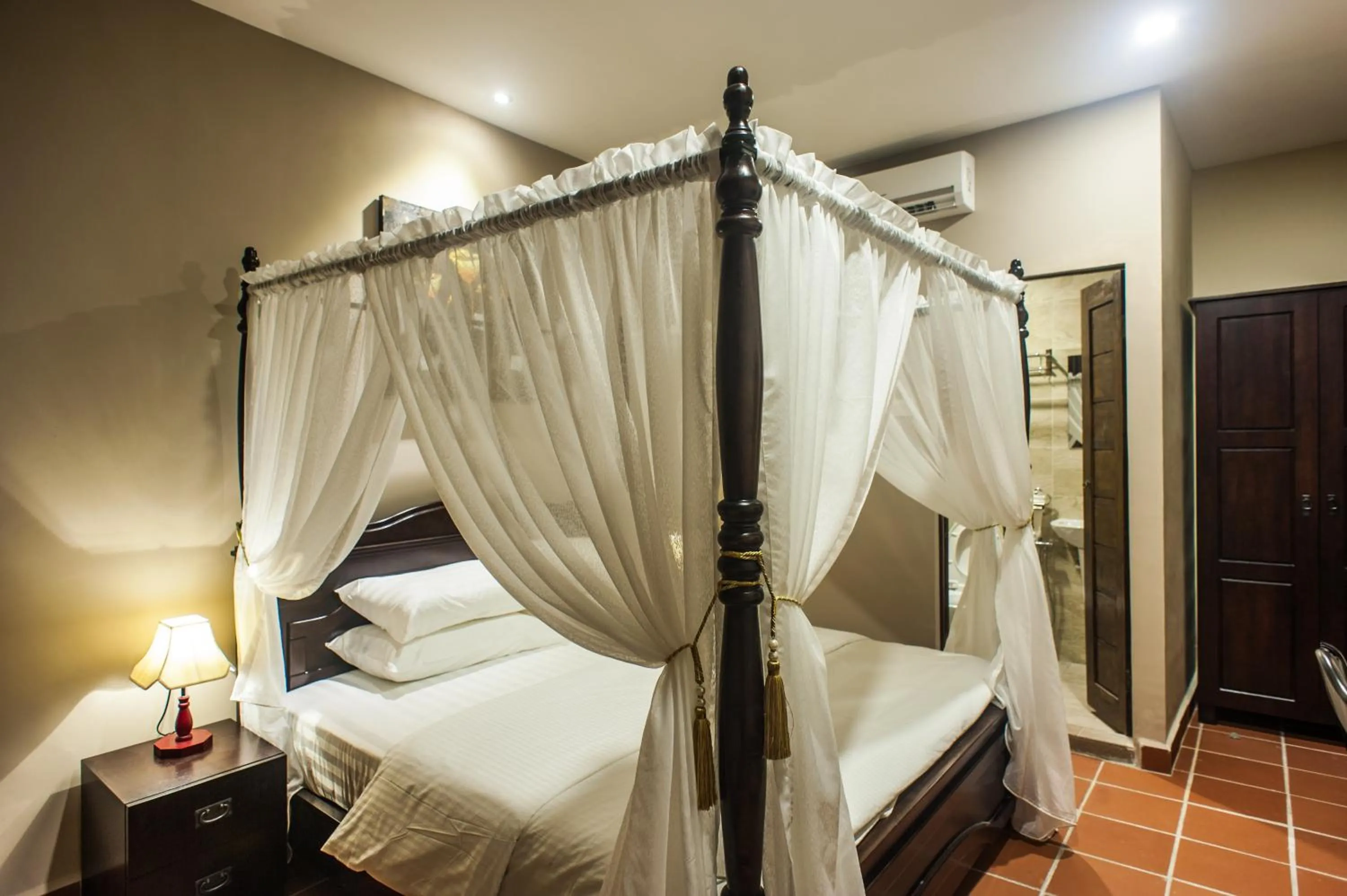 Bed in Armenian Suite Hotel