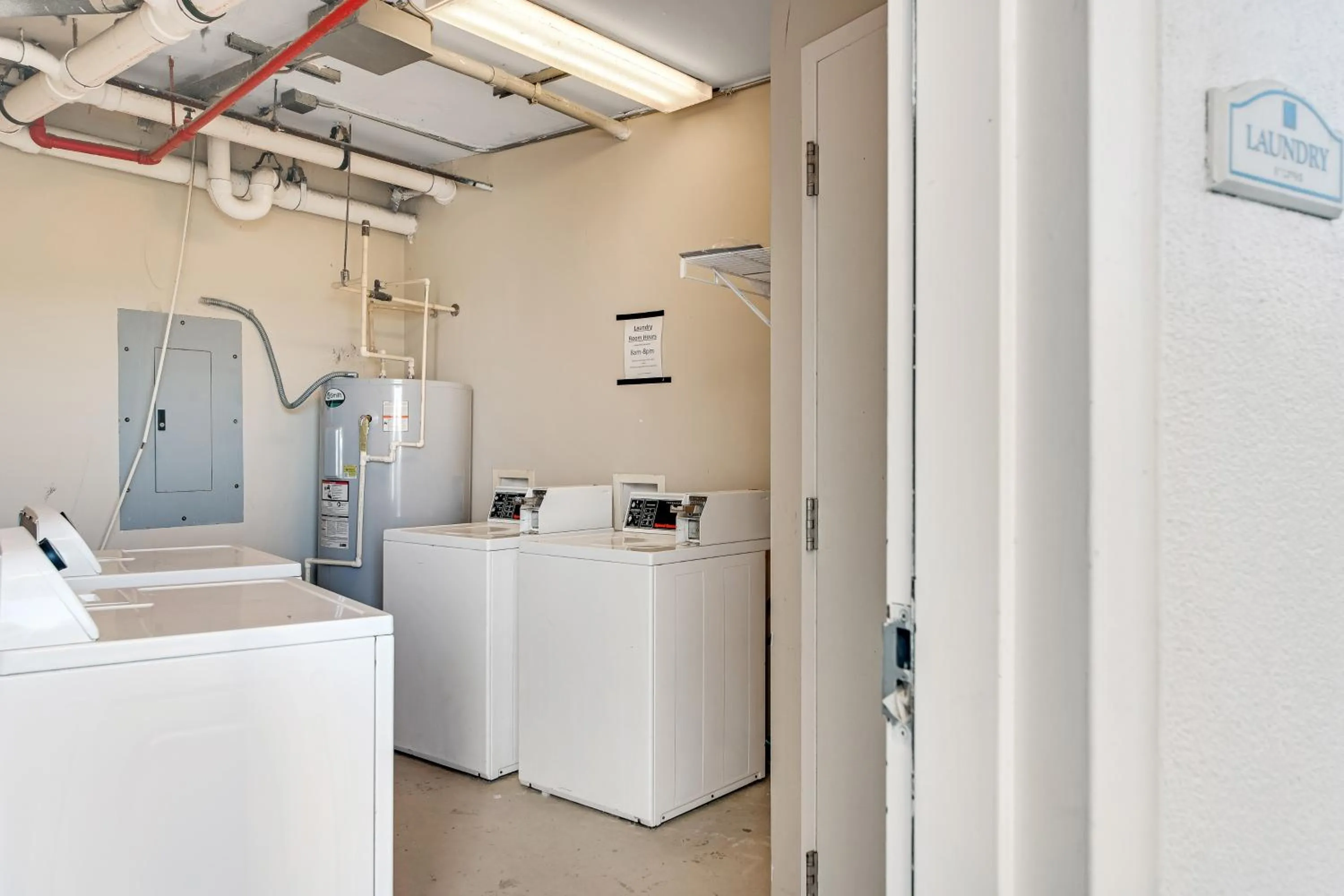 Kitchen/Kitchenette in Carillon Beach Inn 202