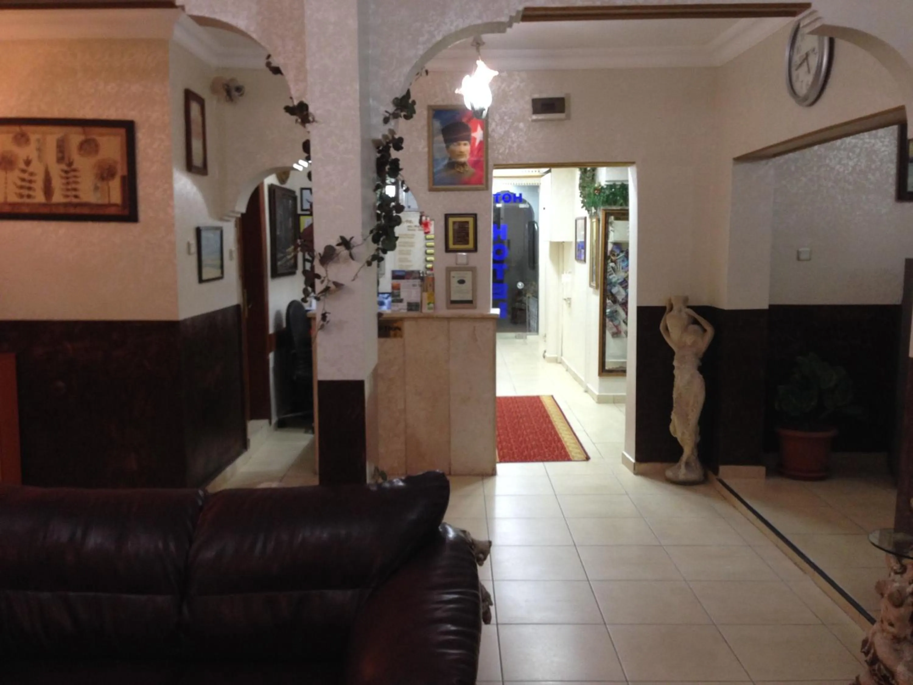 Lobby or reception in Hotel Ekol