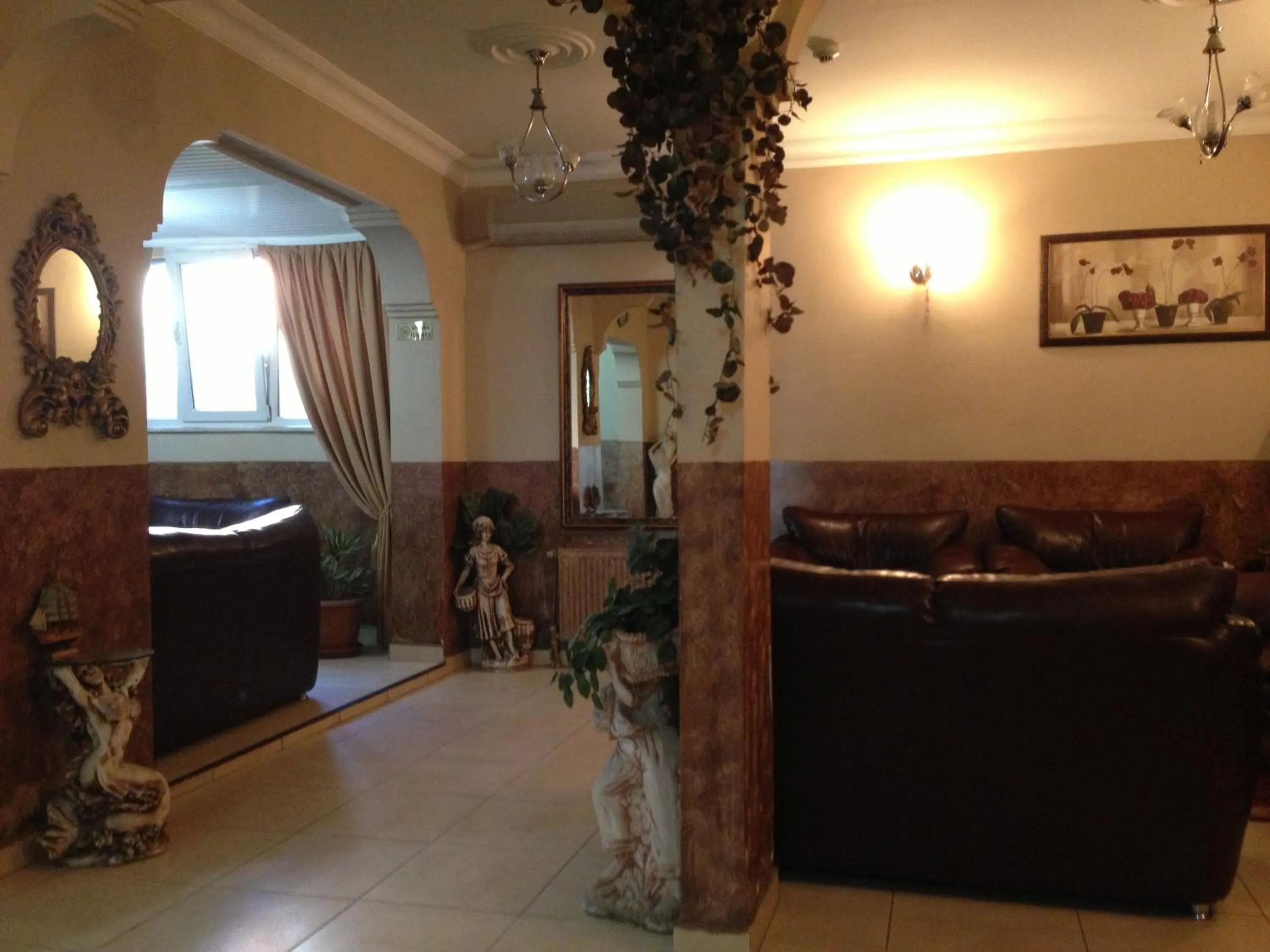 Lobby or reception in Hotel Ekol
