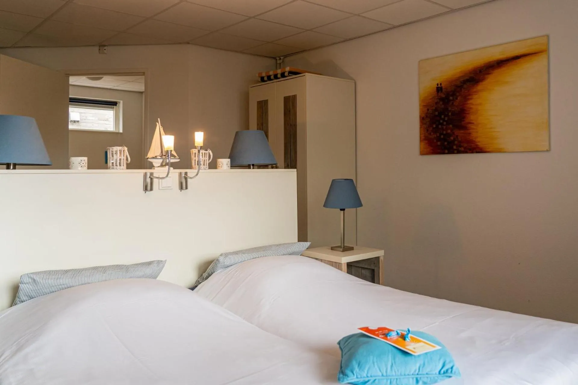 Bed in Hotel Kijkduin