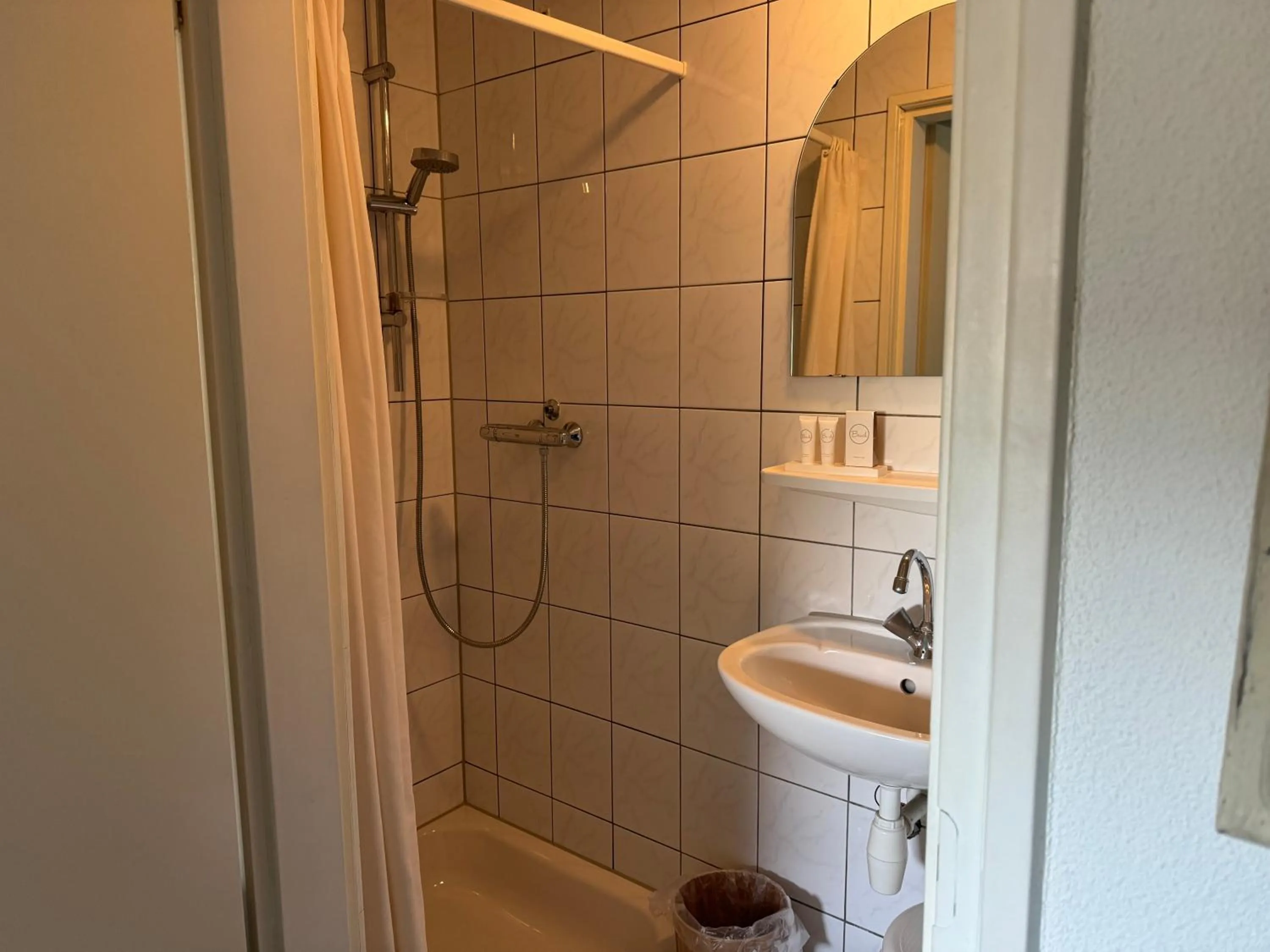 Bathroom in Hotel Kijkduin