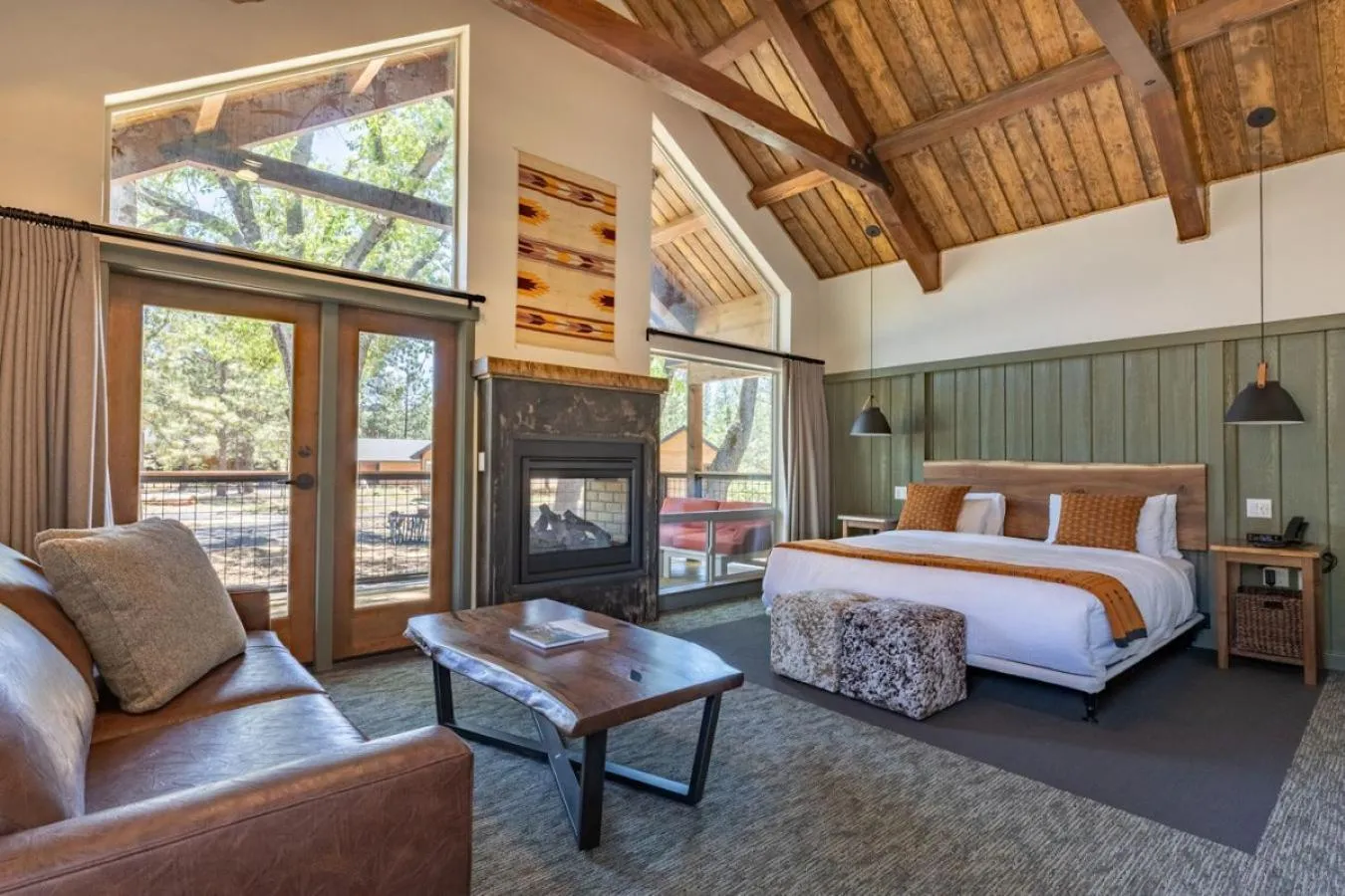 Bedroom, Bed in Firefall Ranch Yosemite