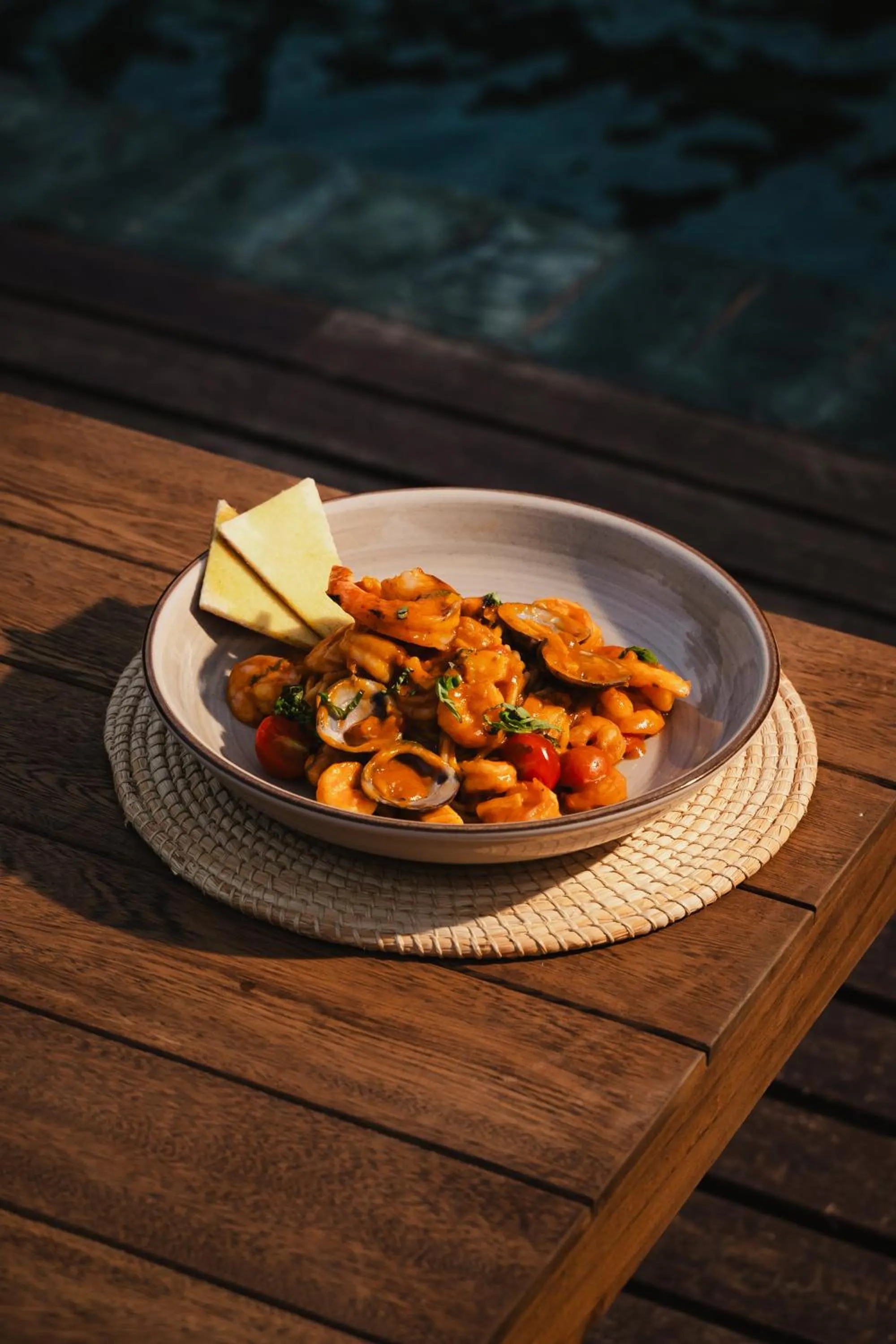 Restaurant/places to eat in Naio Hotel y Villas By OxoHotel