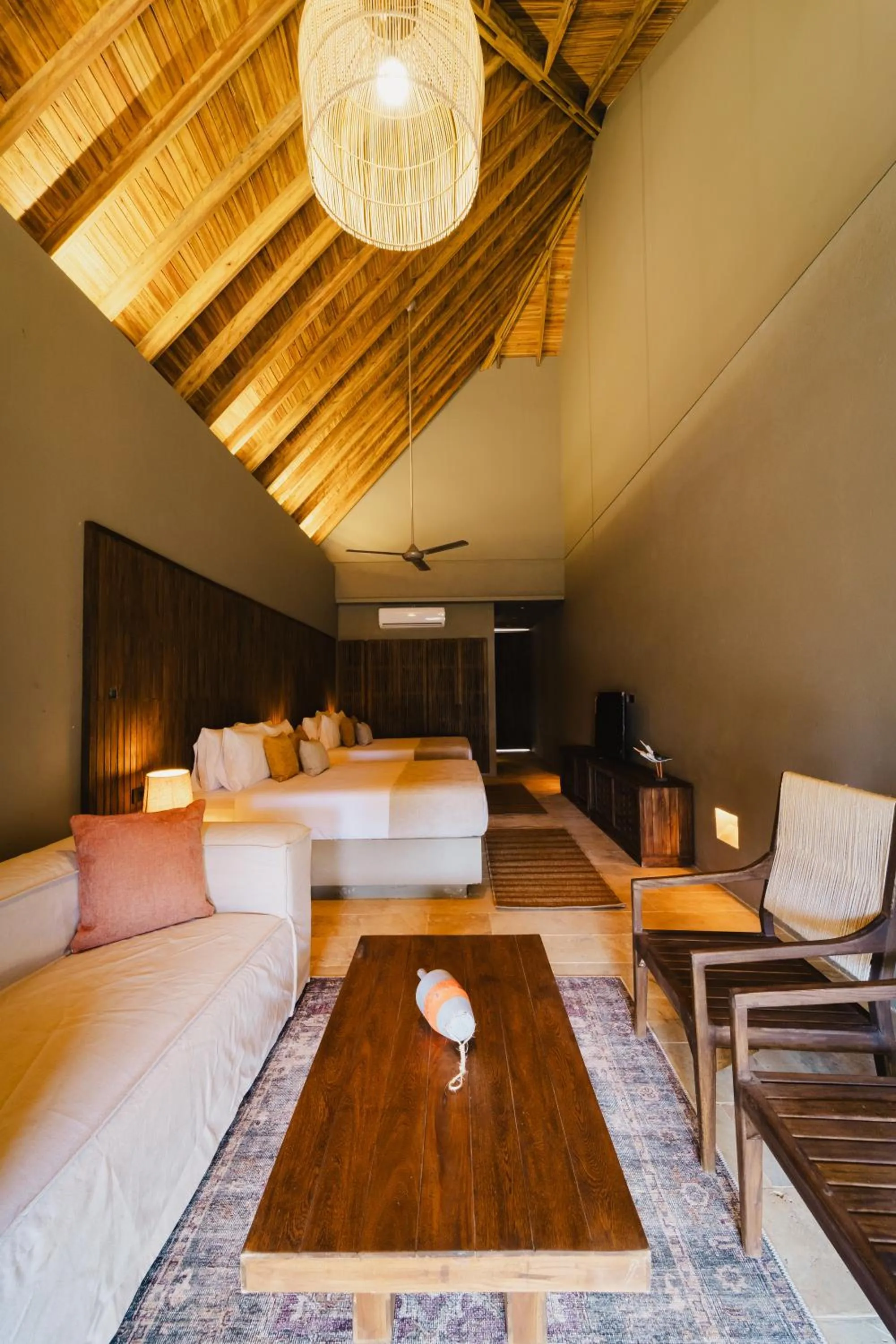 Photo of the whole room in Naio Hotel y Villas By OxoHotel