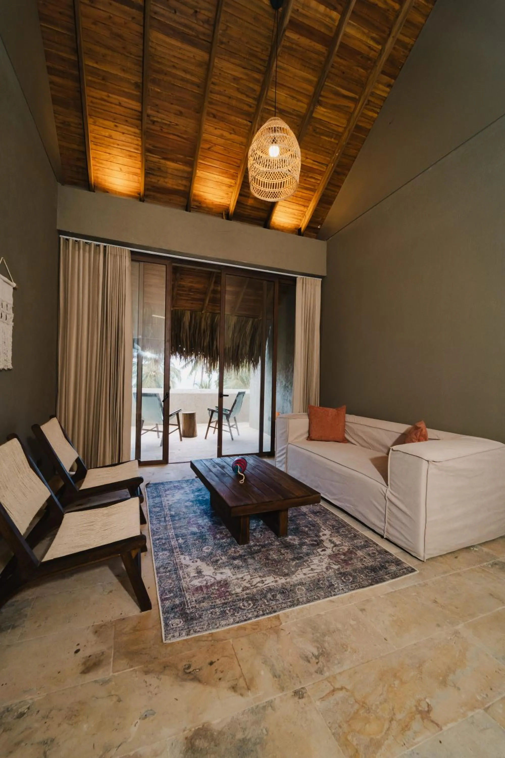 Living room in Naio Hotel y Villas By OxoHotel