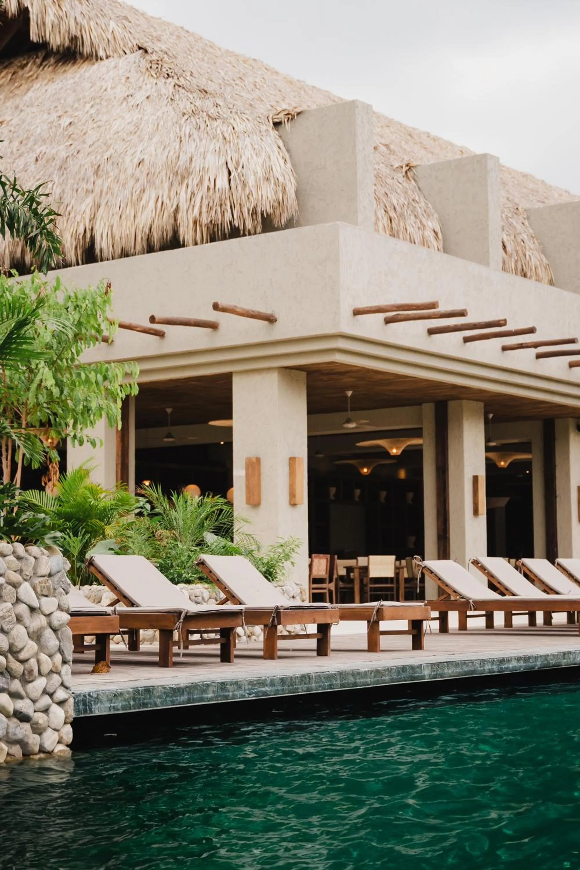 Swimming pool in Naio Hotel y Villas By OxoHotel