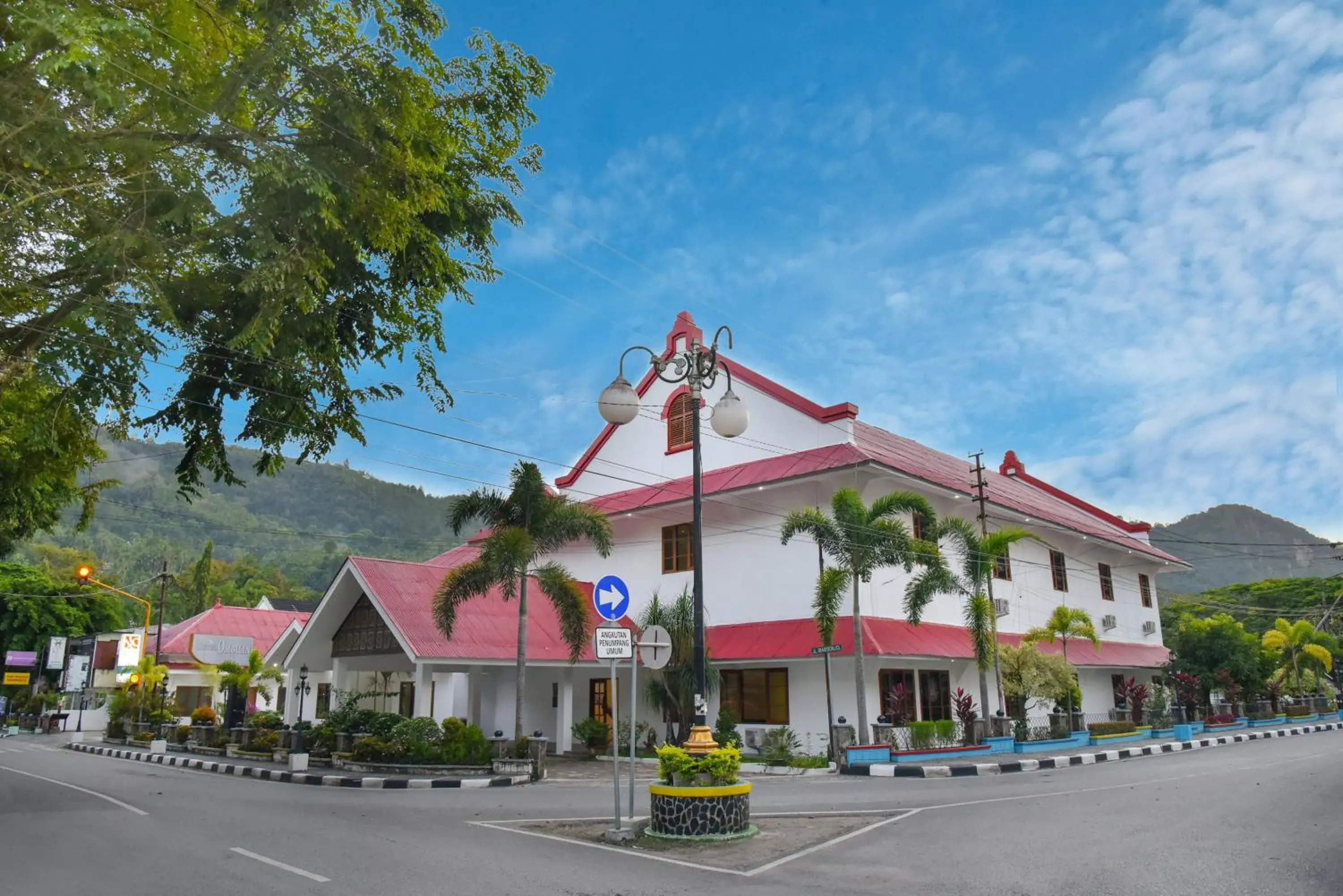 KHAS Ombilin Hotel KHAS Ombilin Hotel
