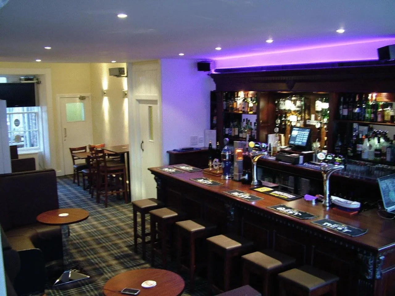 Lounge or bar in Aberdour Hotel, Stables Rooms & Beer Garden