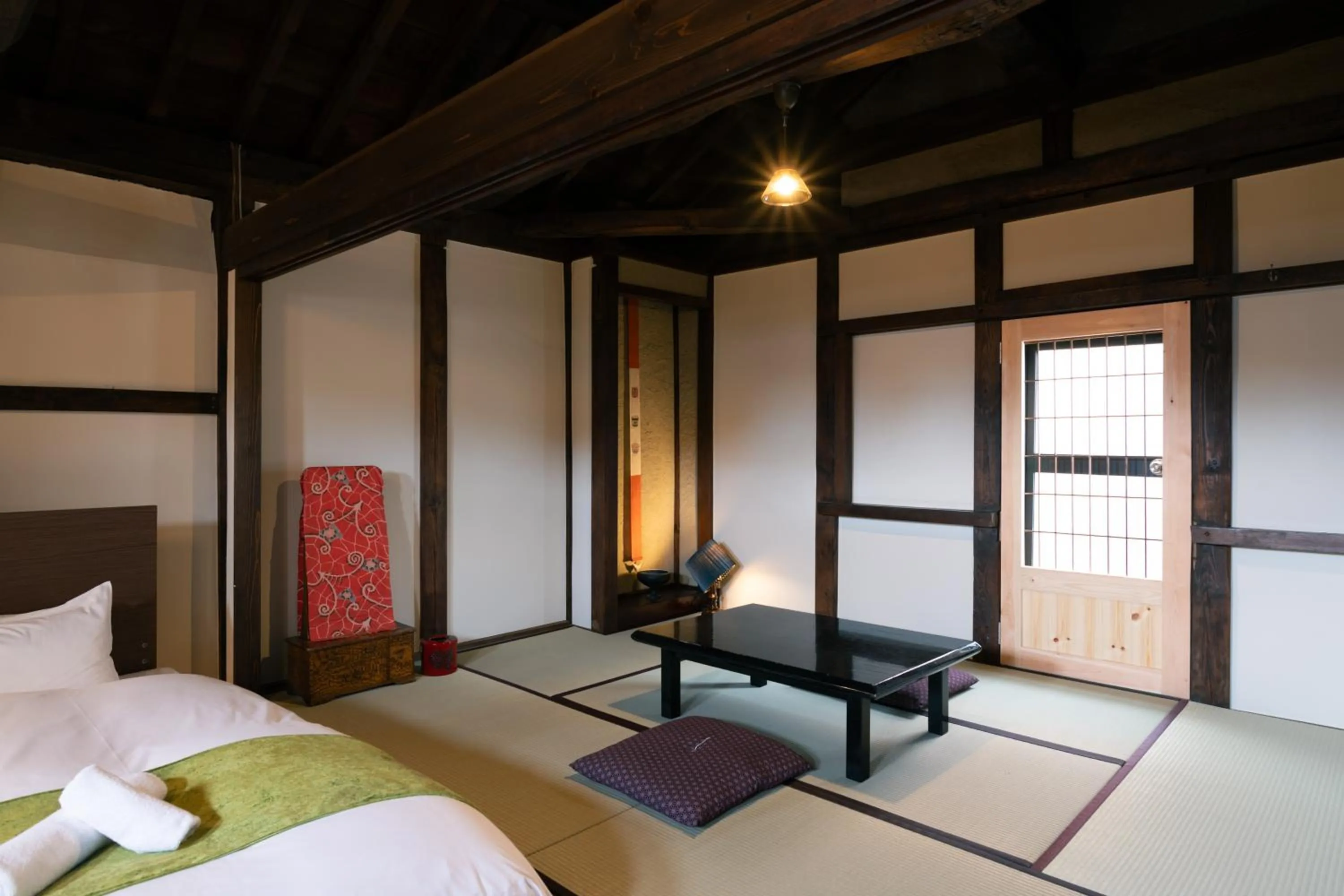Photo of the whole room, Bed in Nunoya Ryokan