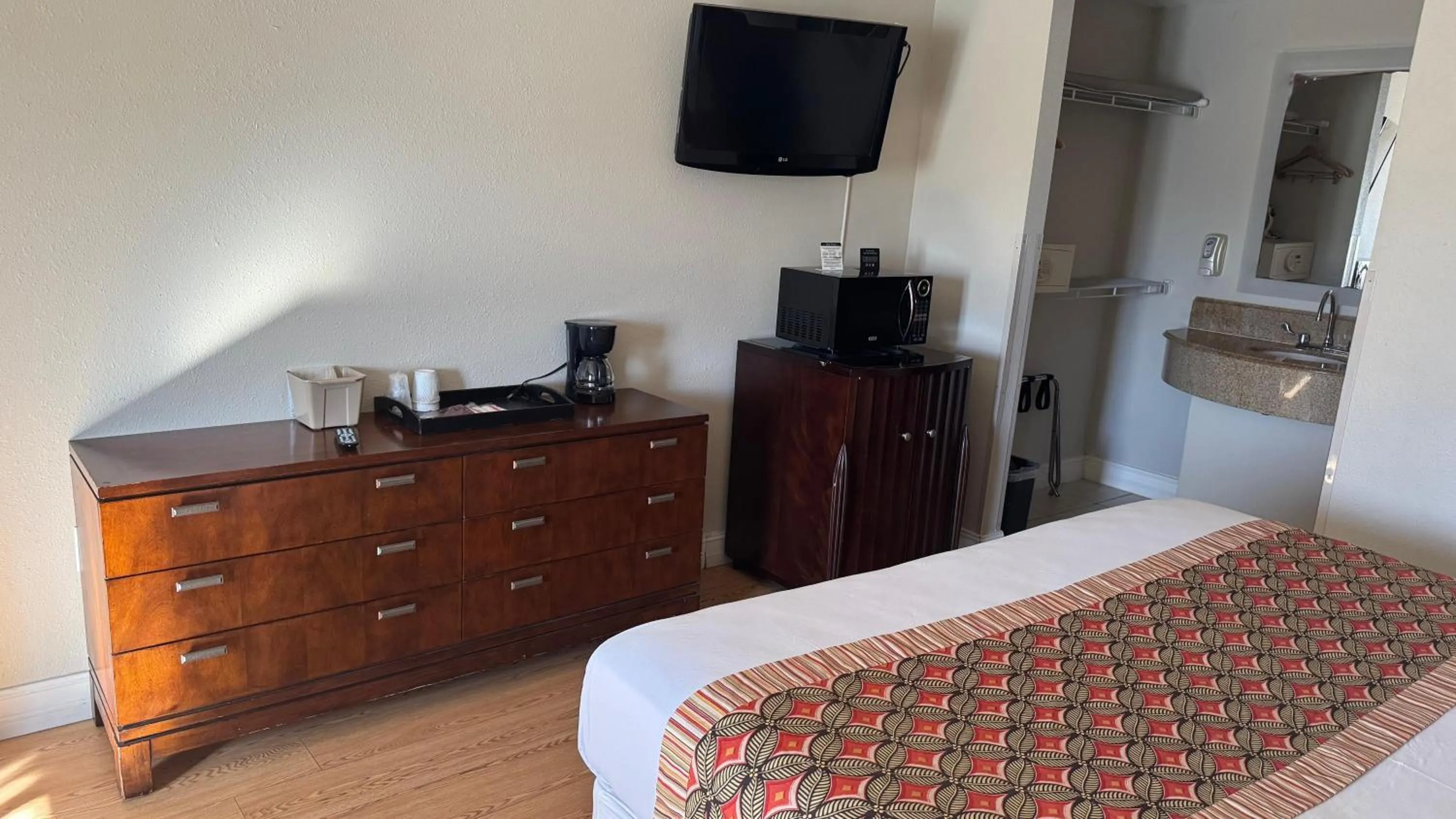 Bed in Hotel Monte Carlo