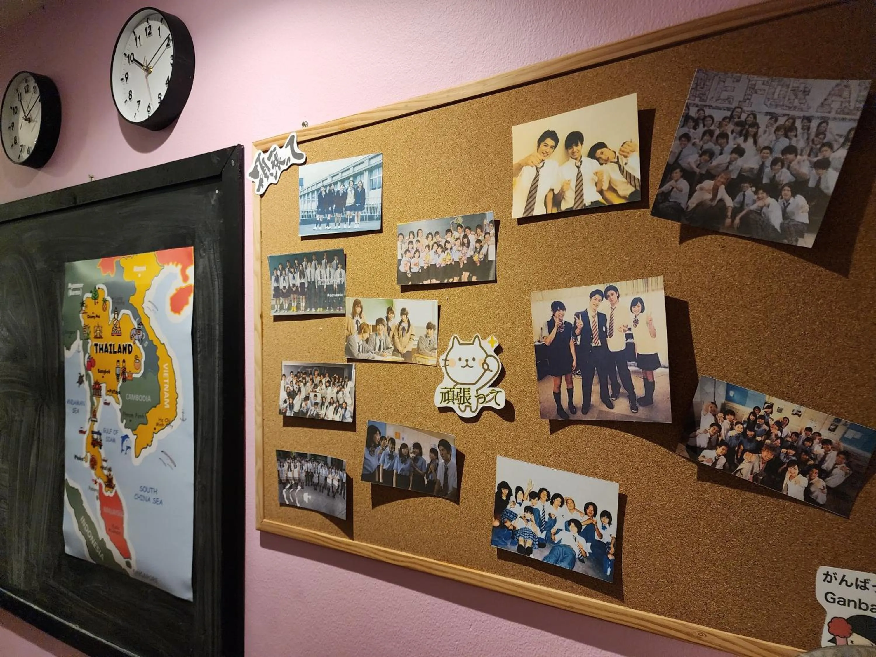 Living room in NW 4896 Theater Hotel