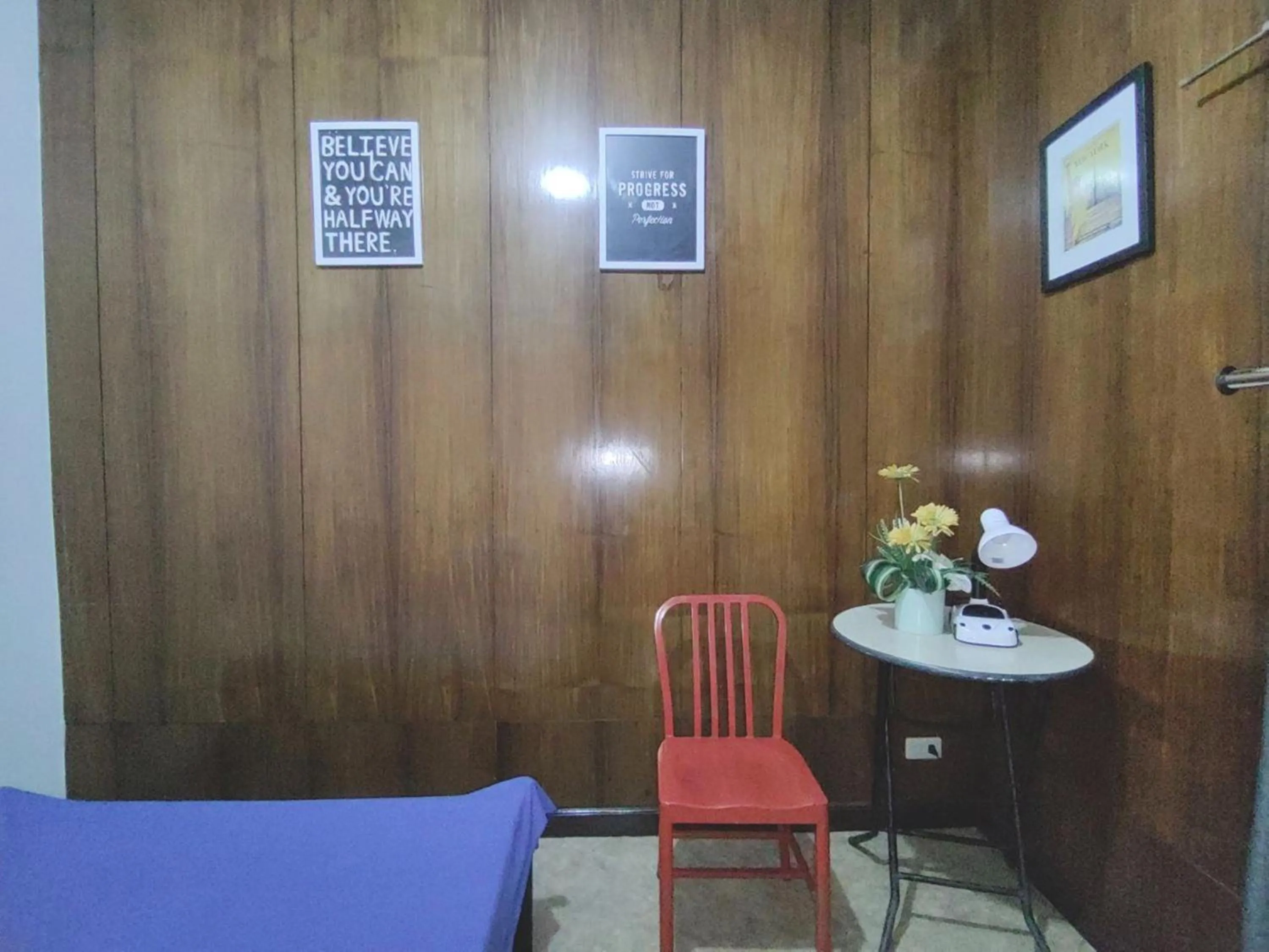 Bedroom, Bed in Nappers Hostel