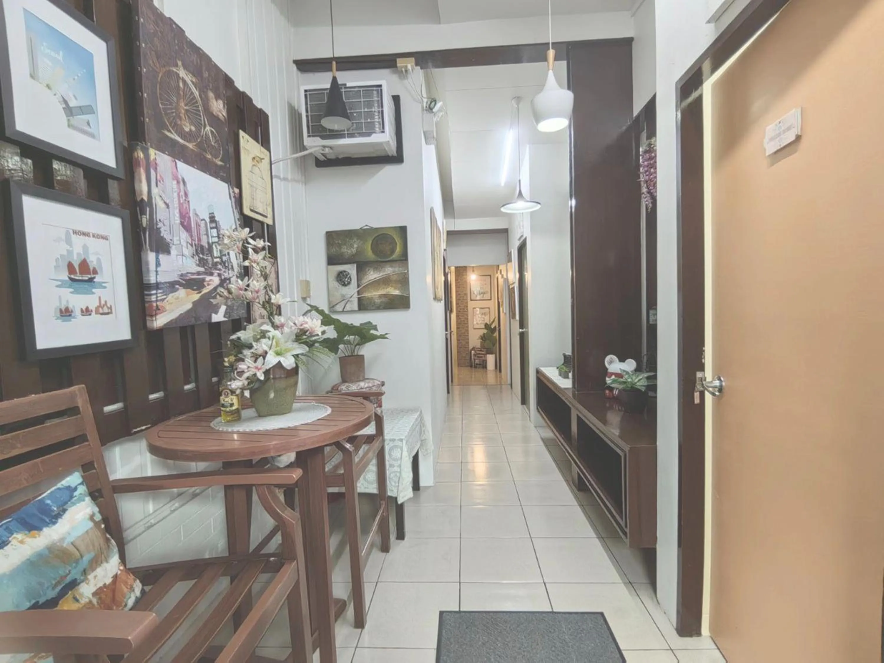 Seating area in Nappers Hostel